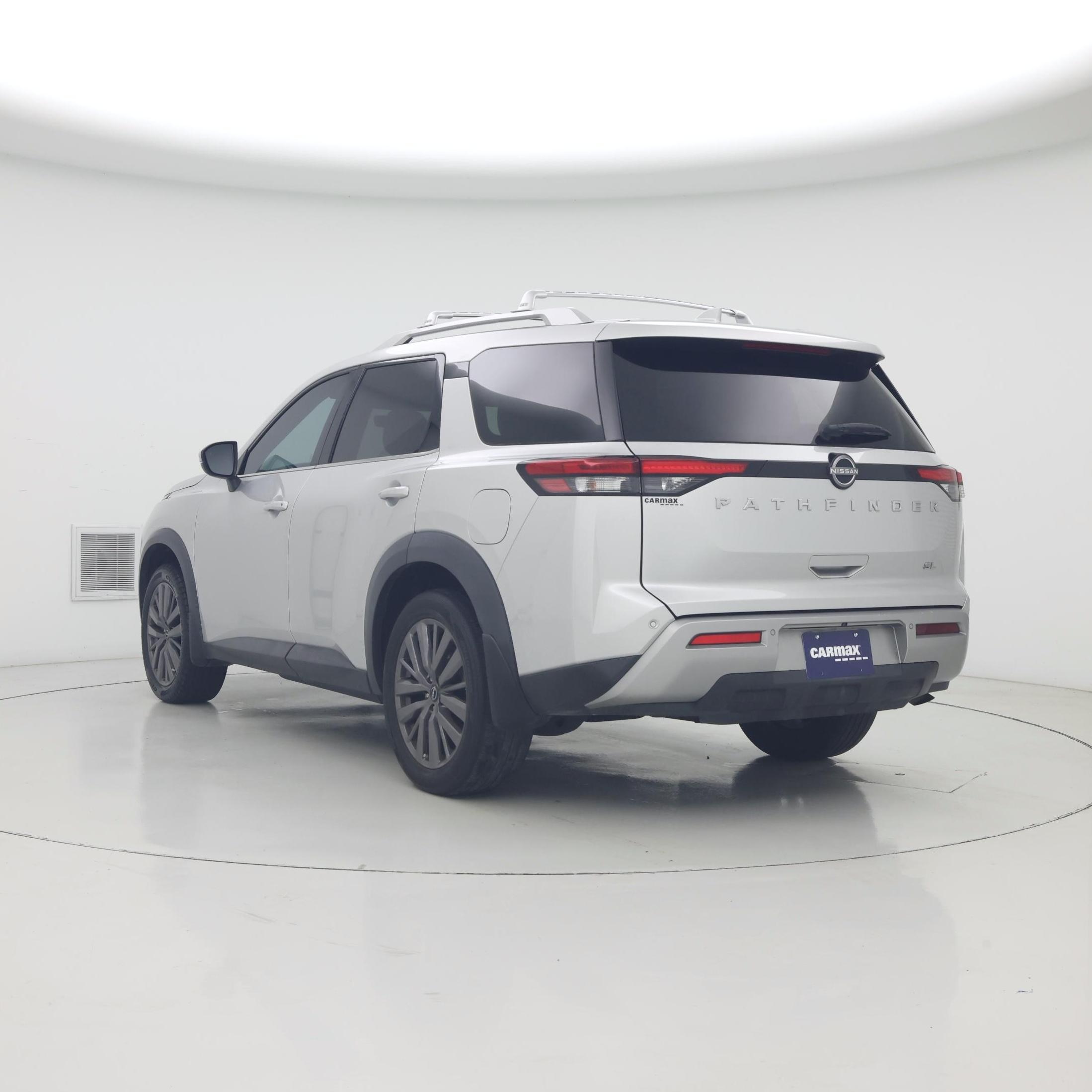 Thumbnail: 2023 Nissan Pathfinder - 2