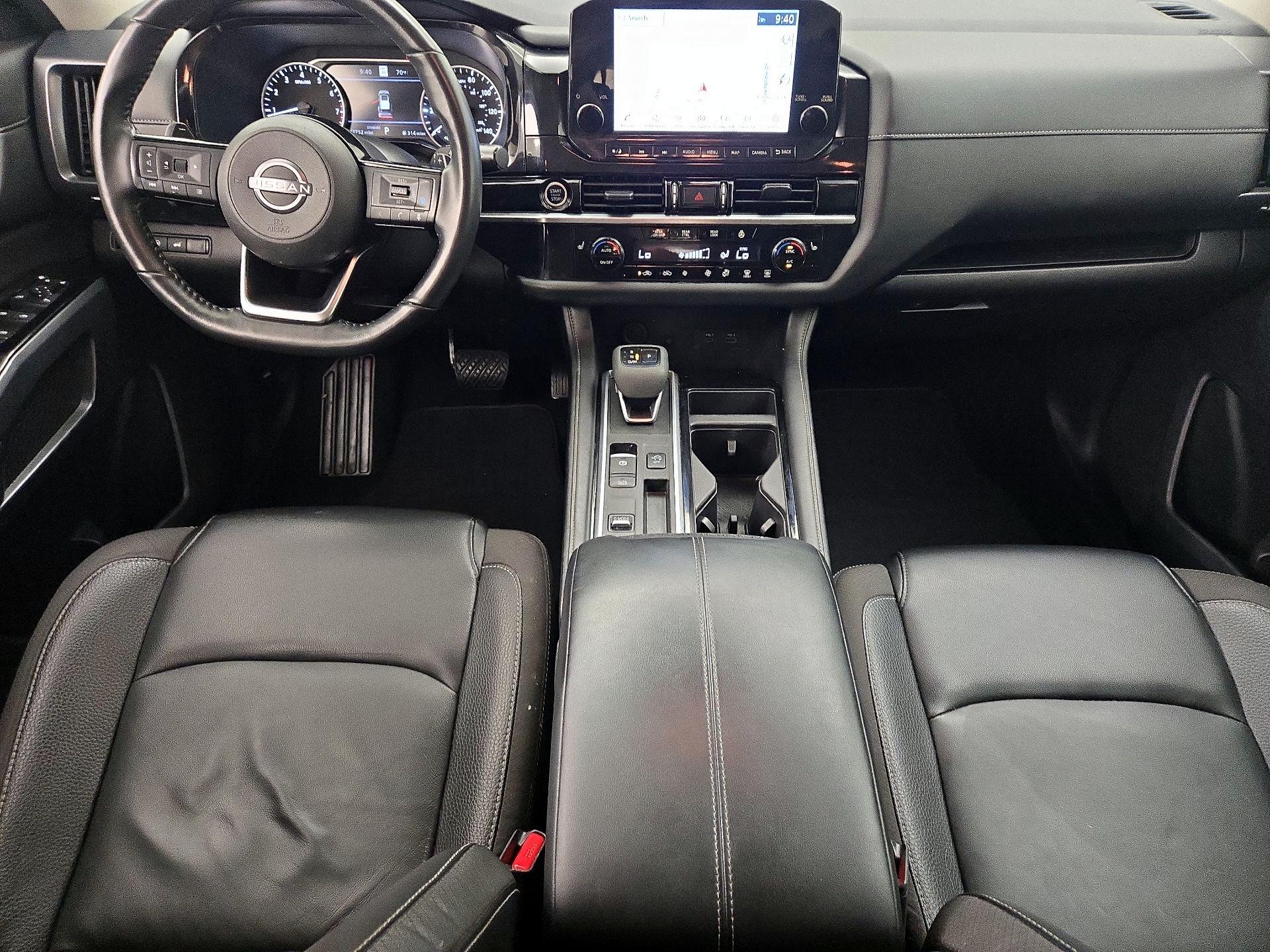 Thumbnail: 2023 Nissan Pathfinder - 9
