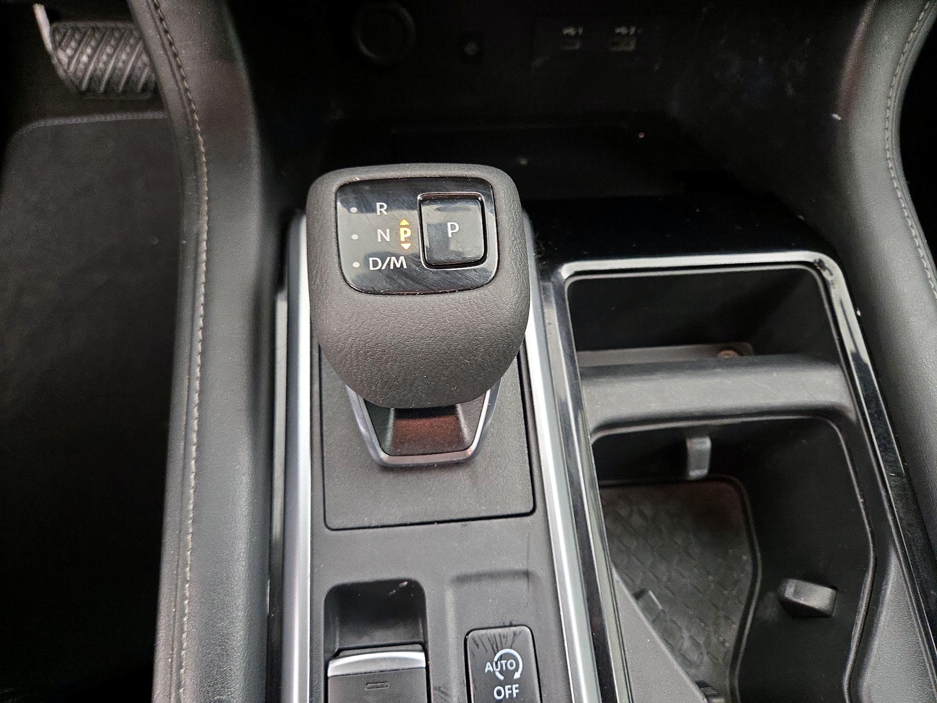 Thumbnail: 2023 Nissan Pathfinder - 18
