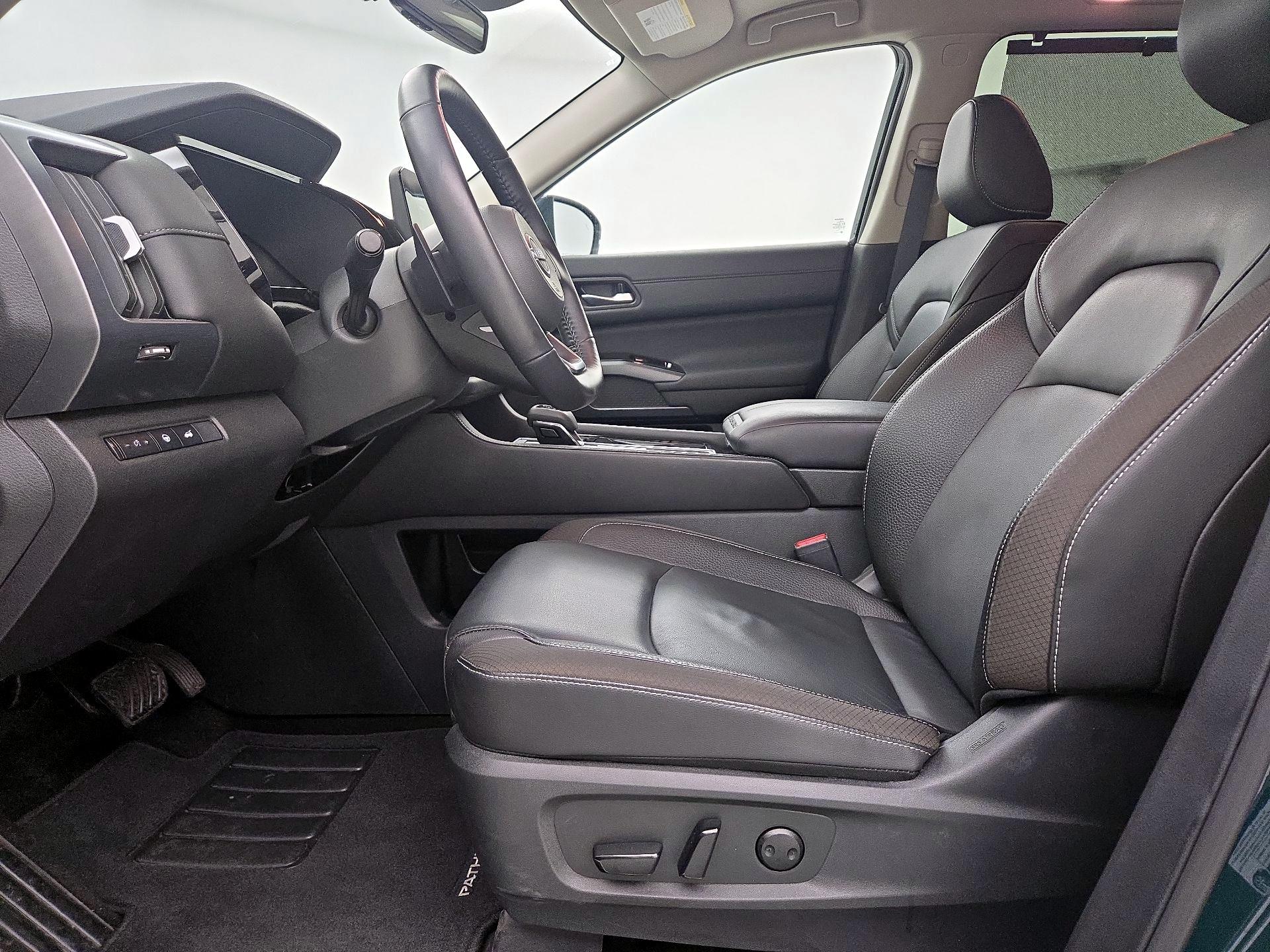 Thumbnail: 2025 Nissan Pathfinder - 11