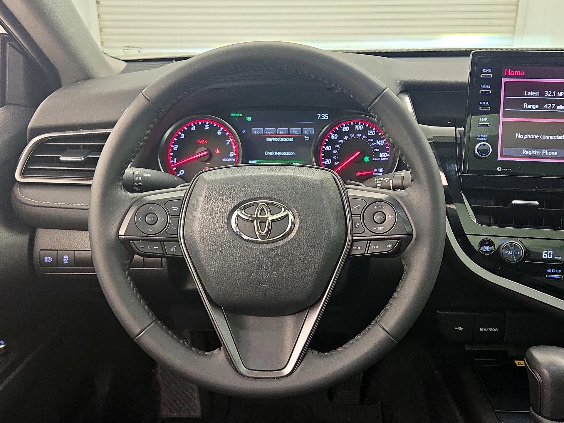 Thumbnail: 2023 Toyota Camry - 10