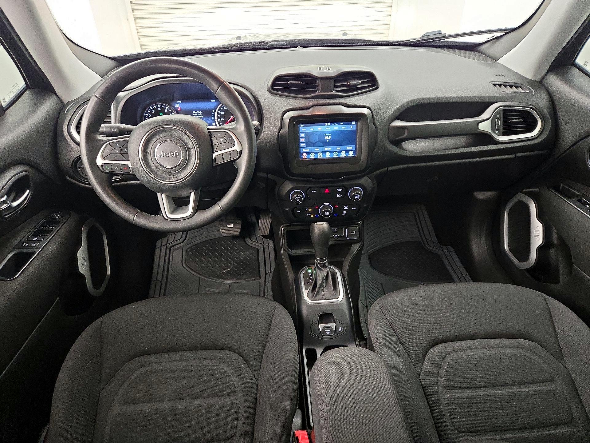 Thumbnail: 2021 Jeep Renegade - 9