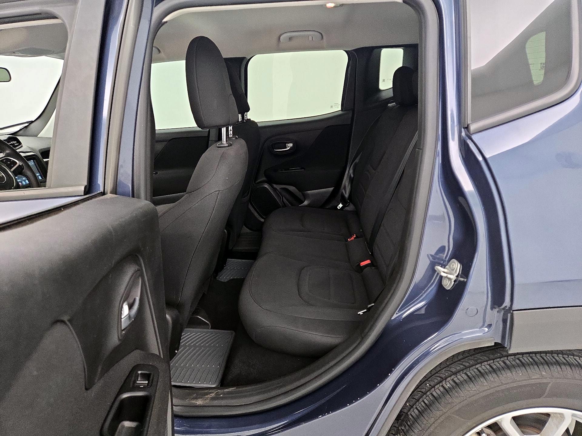 Thumbnail: 2021 Jeep Renegade - 19