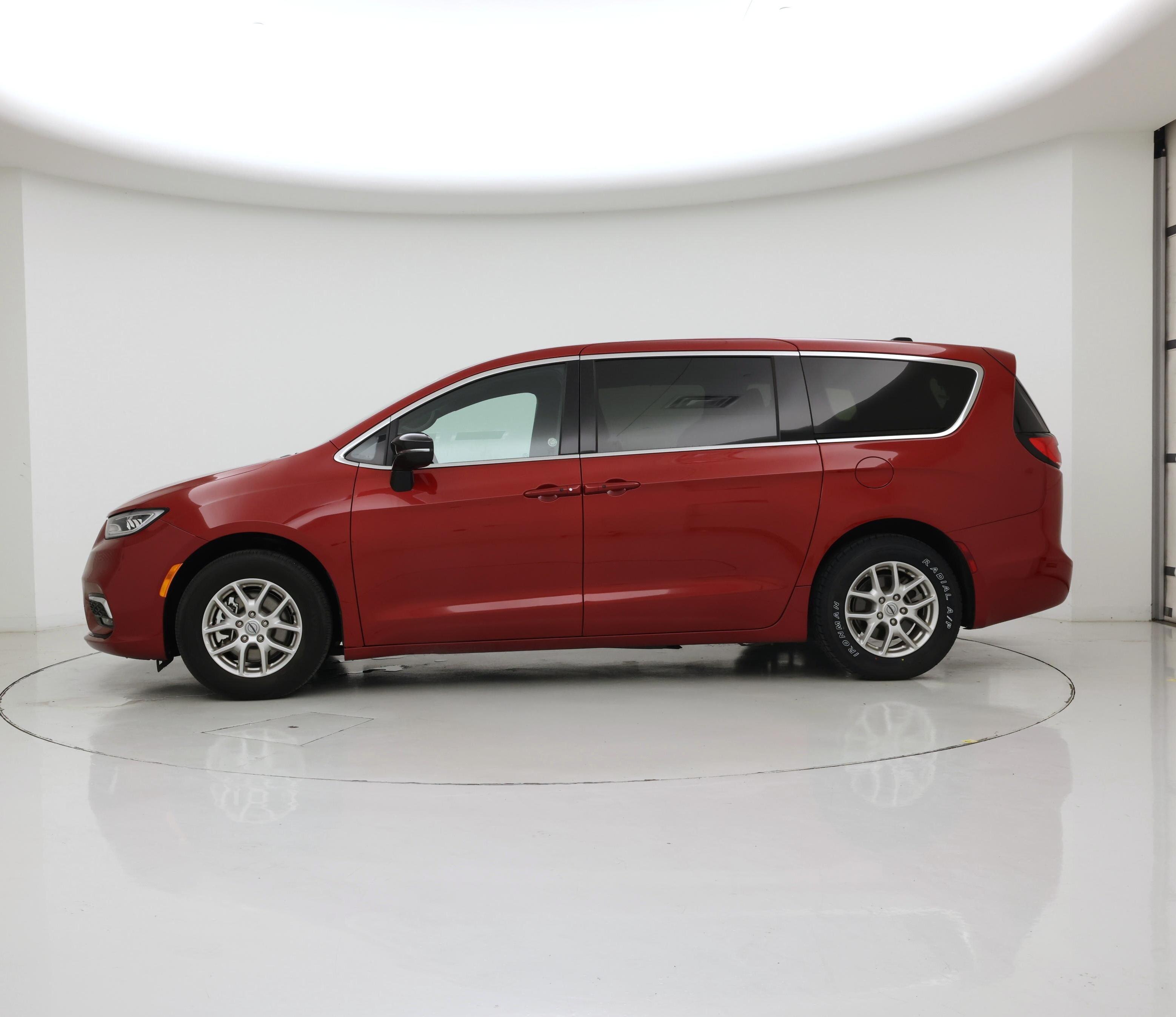 Thumbnail: 2025 Chrysler Pacifica - 3
