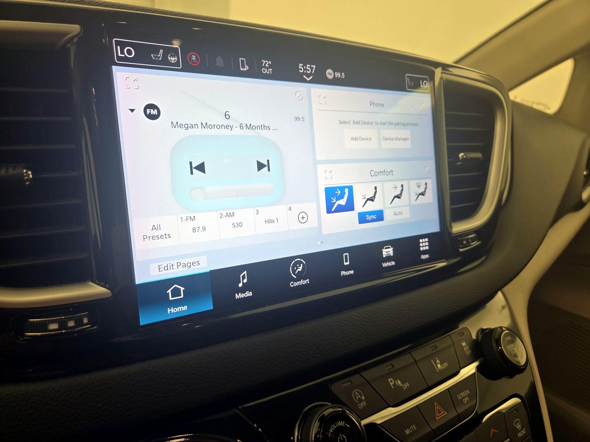 Thumbnail: 2024 Chrysler Pacifica - 15