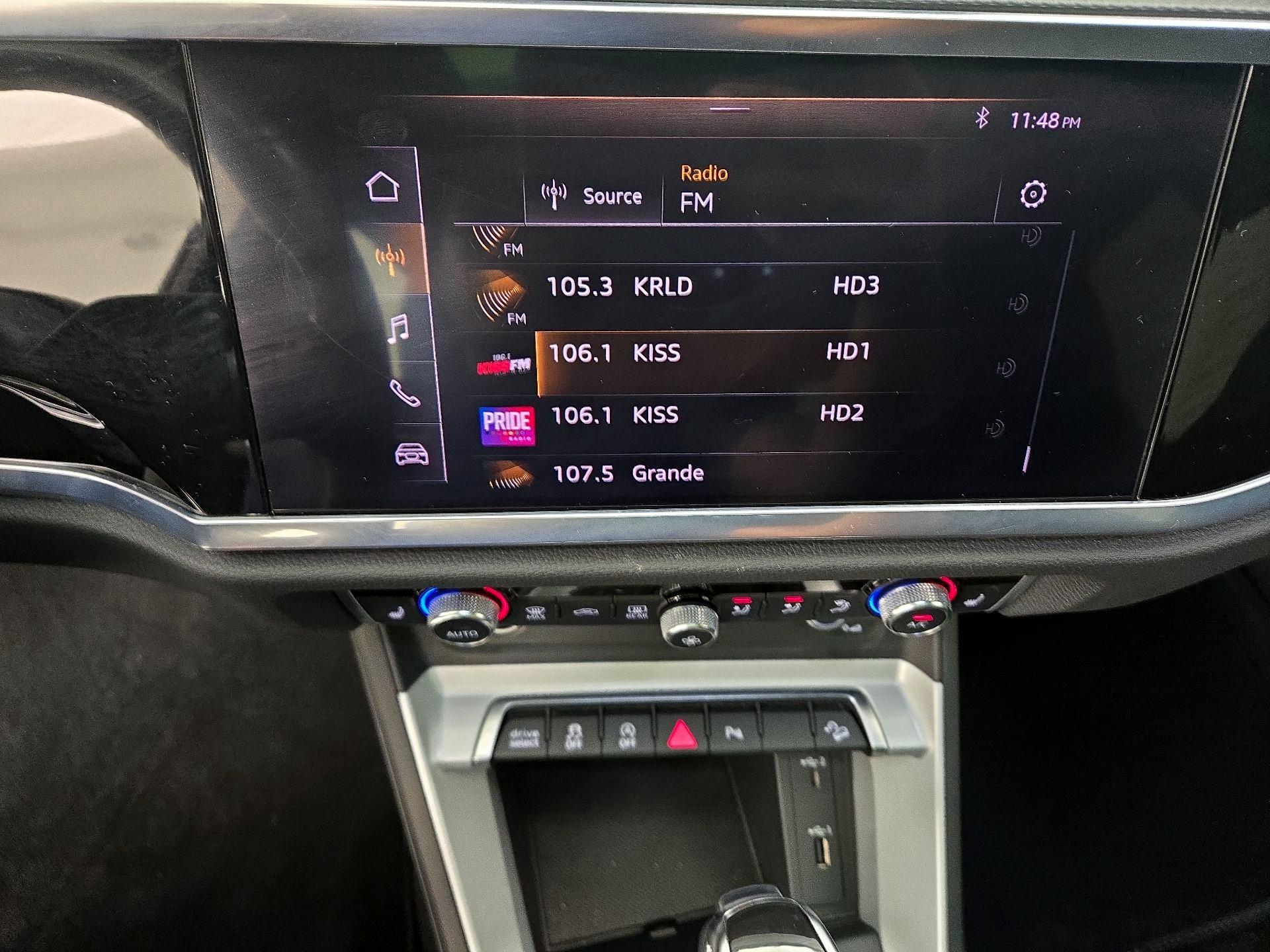 Thumbnail: 2021 Audi Q3 - 15