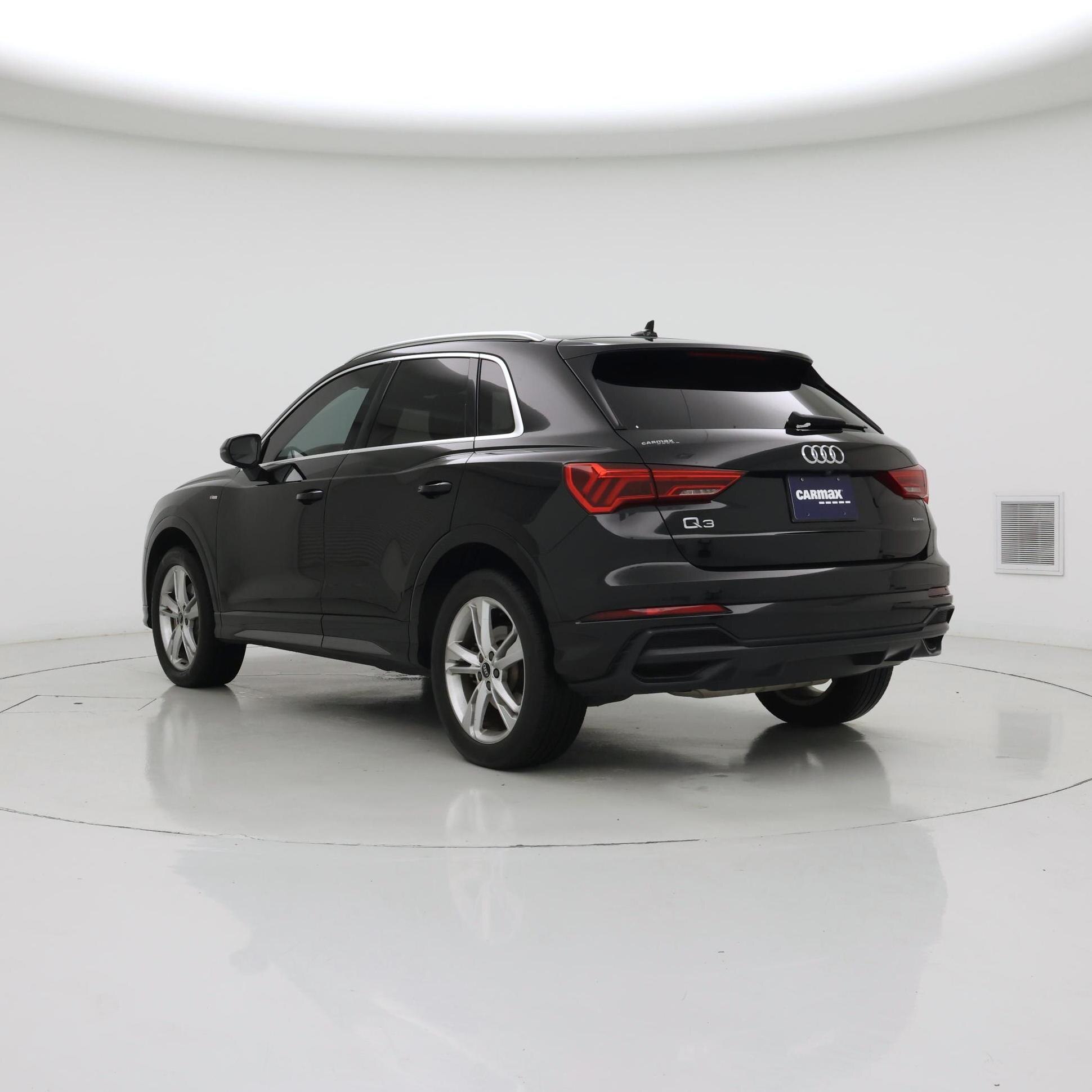 Thumbnail: 2021 Audi Q3 - 2