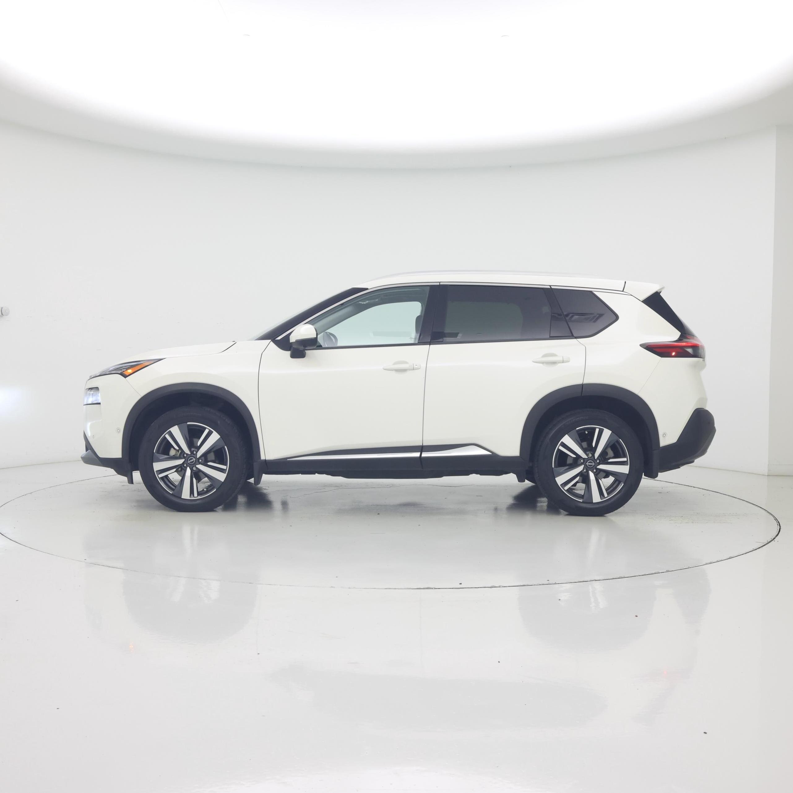 Thumbnail: 2023 Nissan Rogue - 3