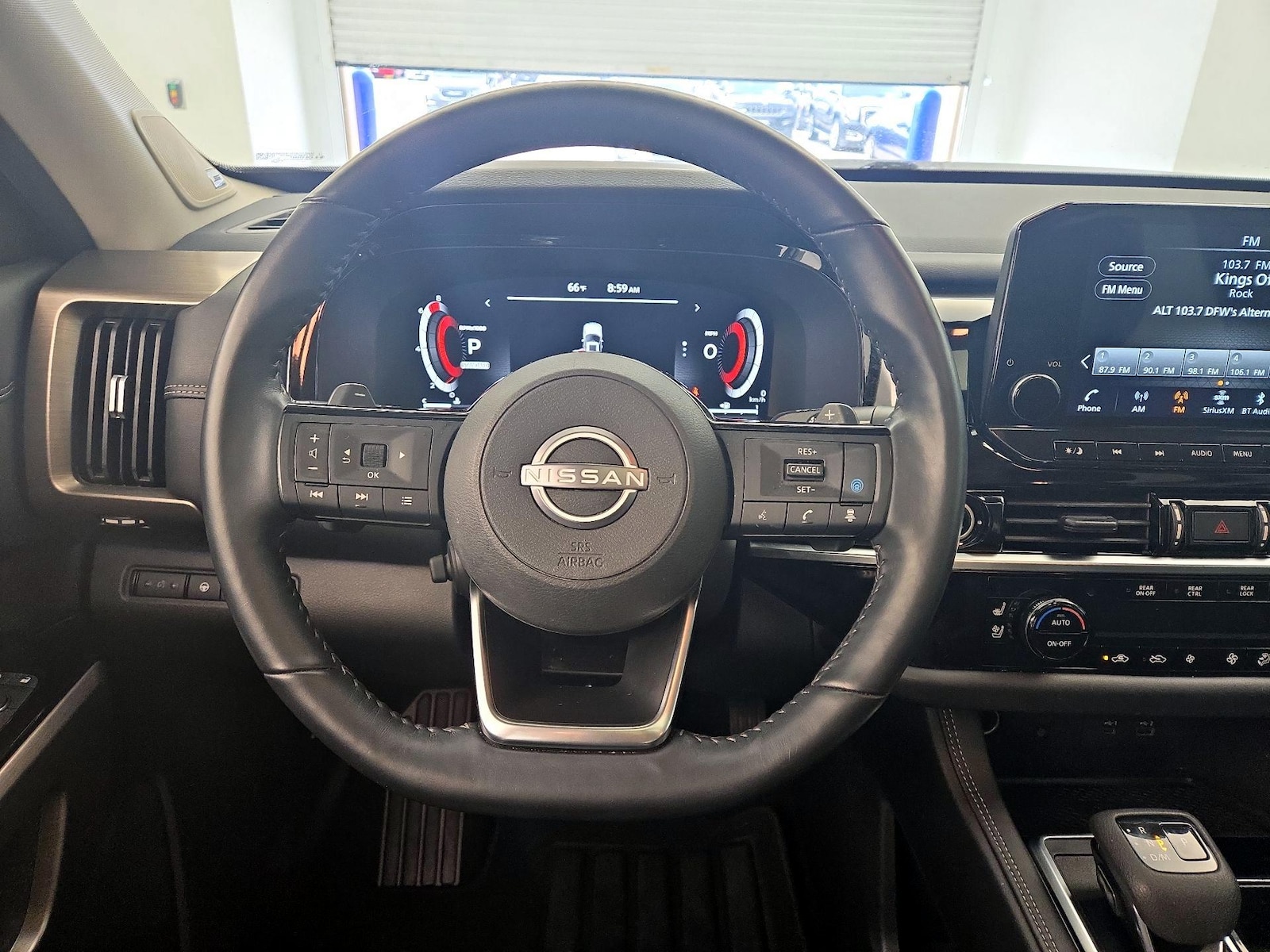 2023 Nissan Pathfinder Platinum - Photo 11