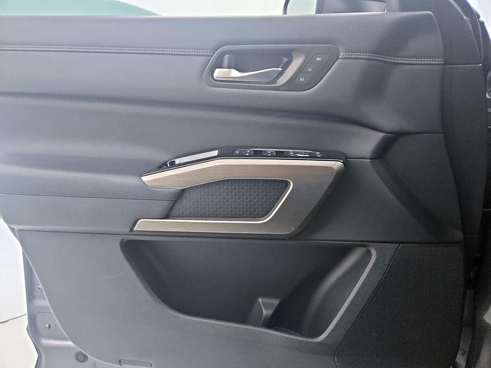 2023 Nissan Pathfinder Platinum - Photo 13