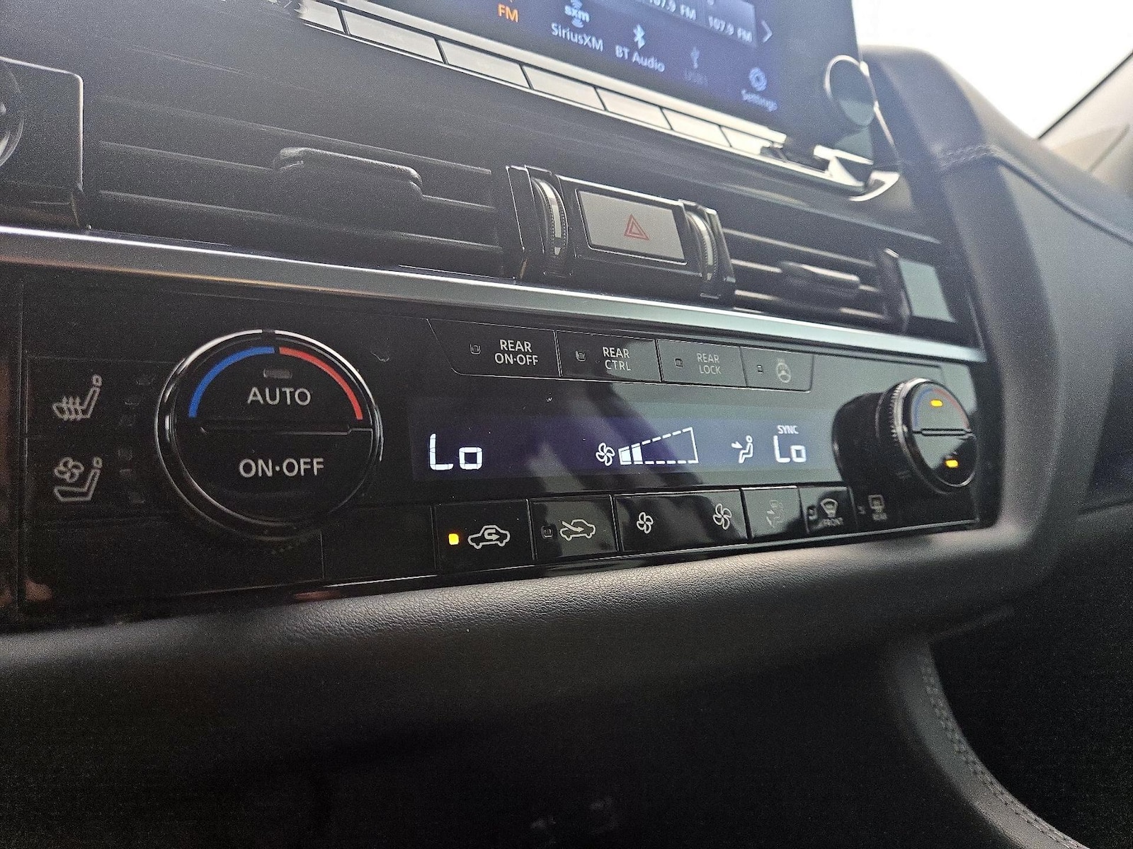 2023 Nissan Pathfinder Platinum - Photo 18