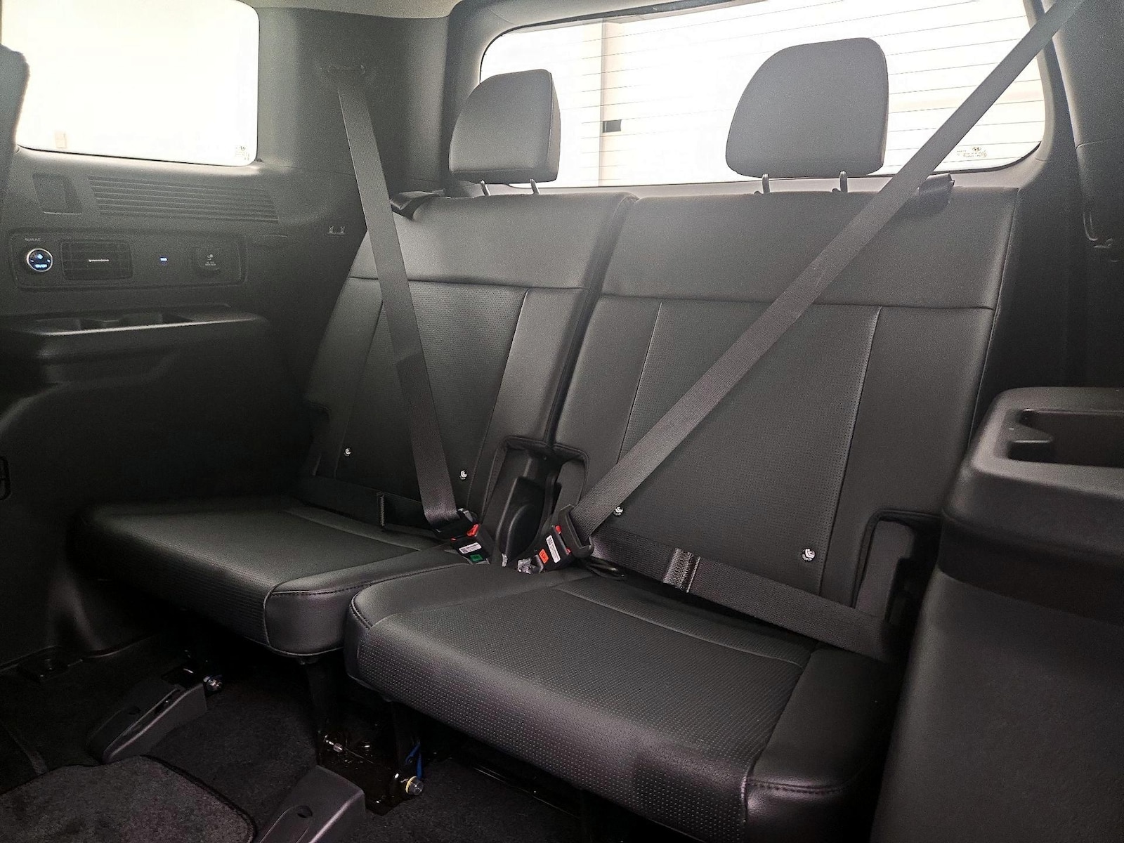 2024 Hyundai Santa Fe Limited - Photo 23