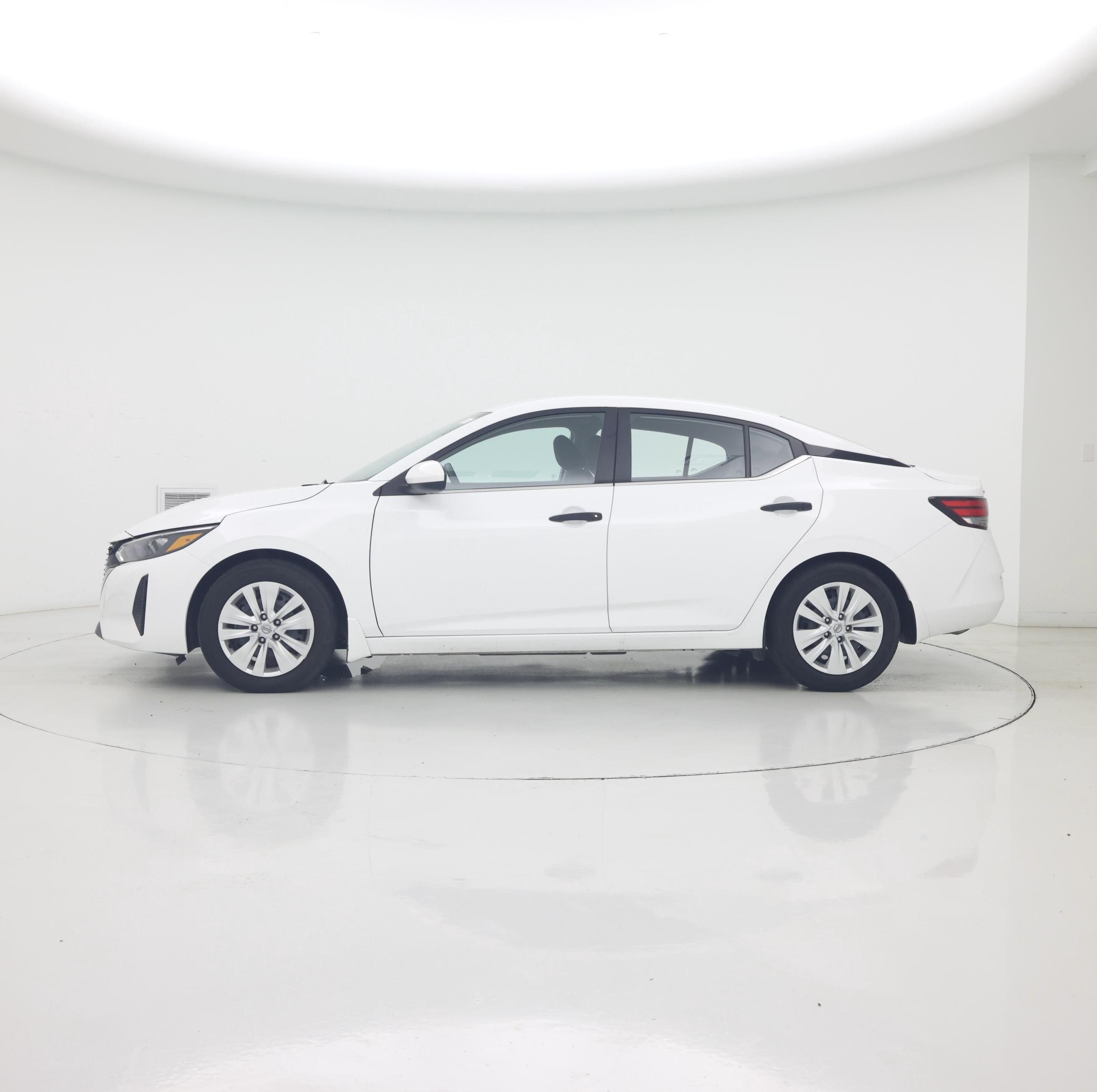 Thumbnail: 2025 Nissan Sentra - 3