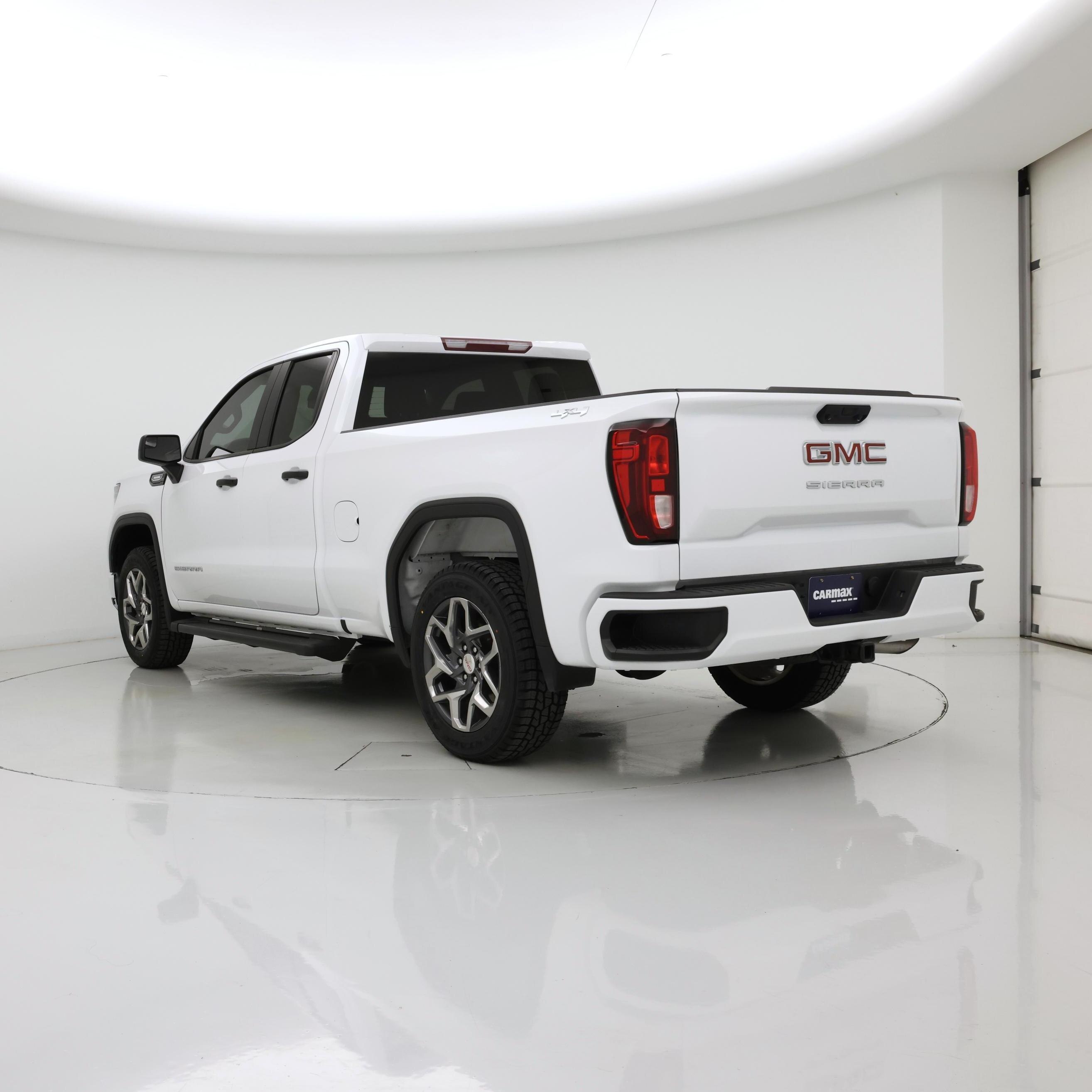 Thumbnail: 2024 GMC Sierra 1500 - 2