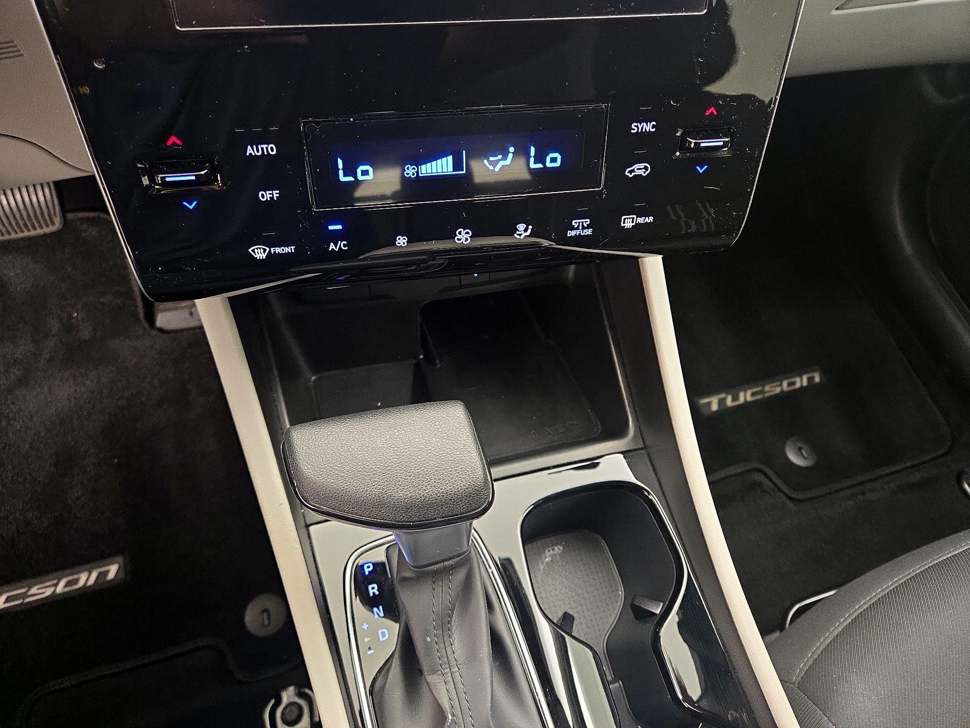 Thumbnail: 2024 Hyundai Tucson - 16
