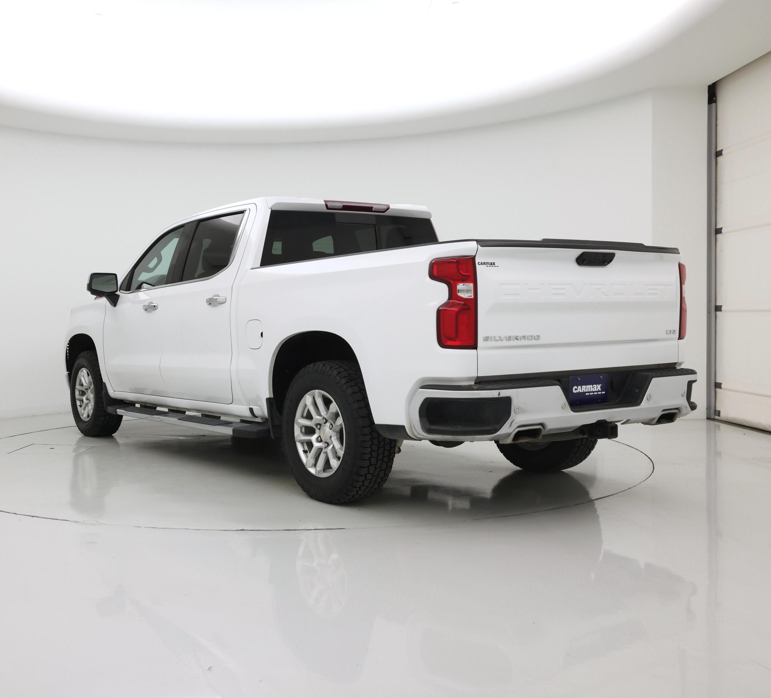 Thumbnail: 2025 Chevrolet Silverado 1500 - 2