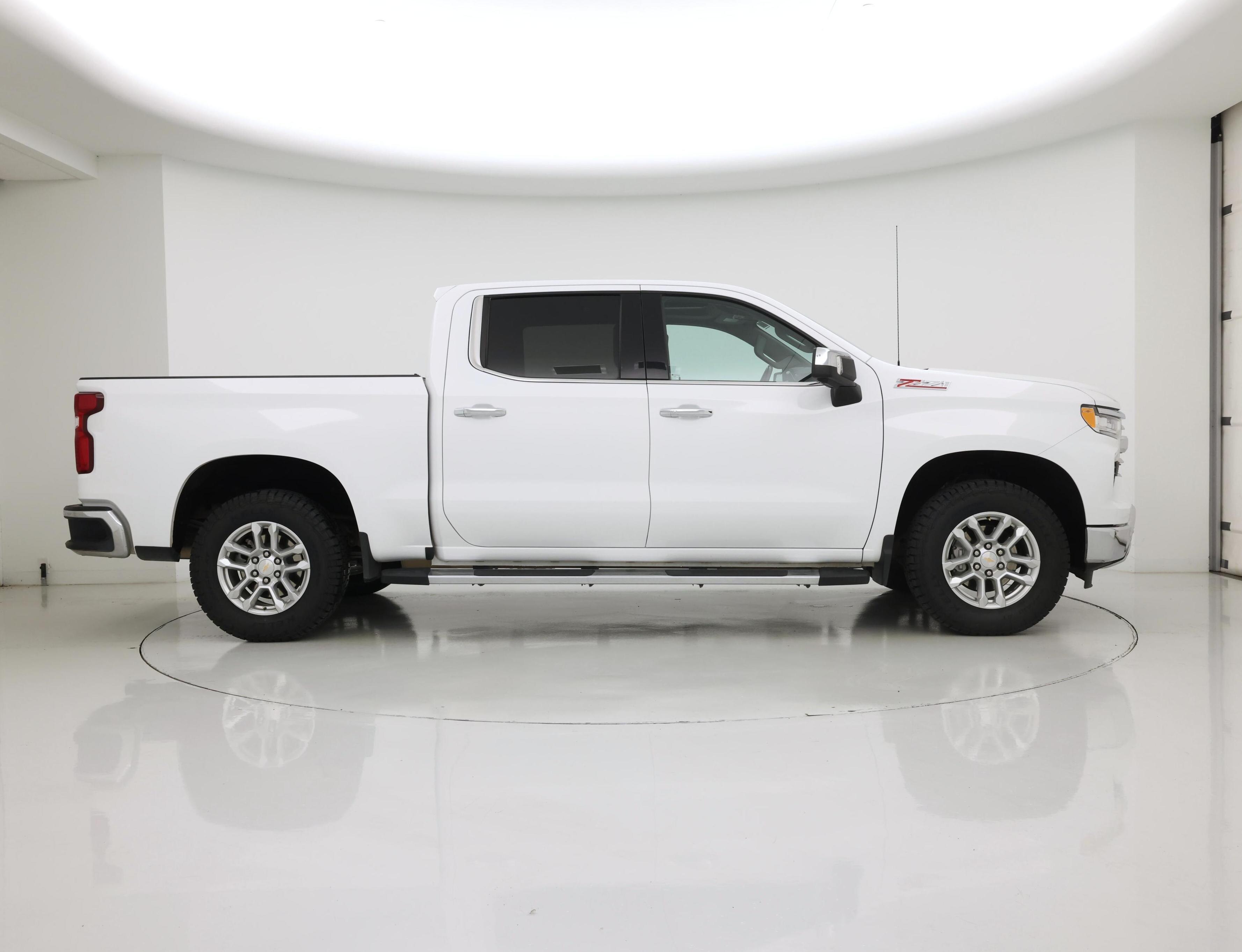 Thumbnail: 2025 Chevrolet Silverado 1500 - 7