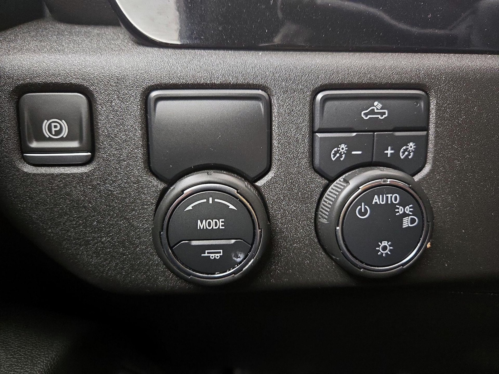 2024 Chevrolet Silverado 1500 LT - Photo 14