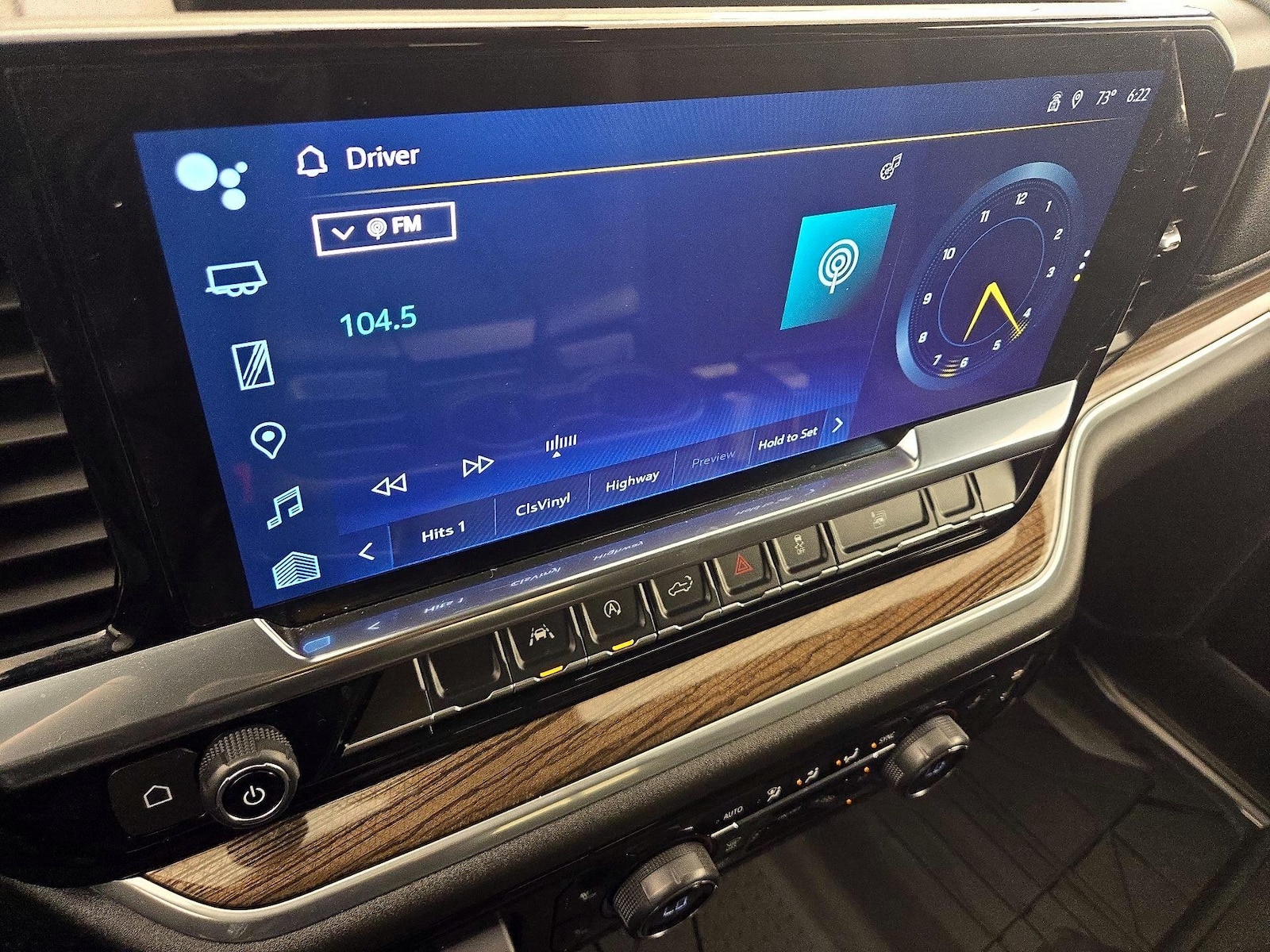 2024 Chevrolet Silverado 1500 LT - Photo 16