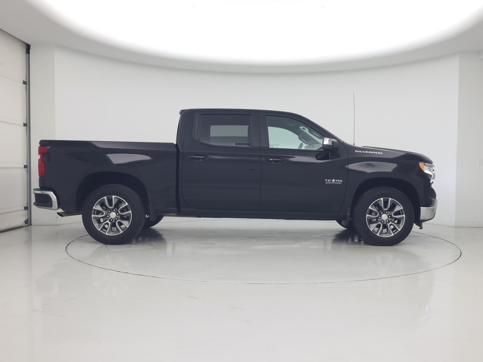 2024 Chevrolet Silverado 1500 LT - Photo 8