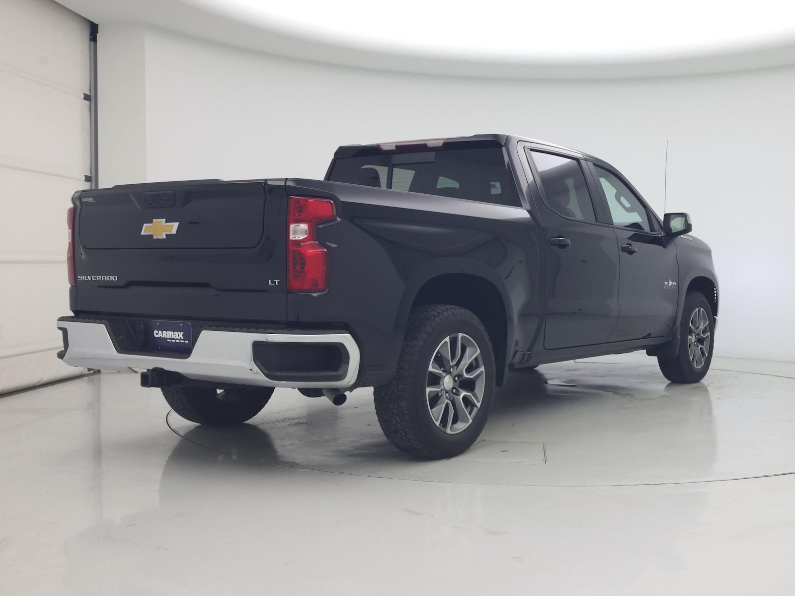 2024 Chevrolet Silverado 1500 LT - Photo 9