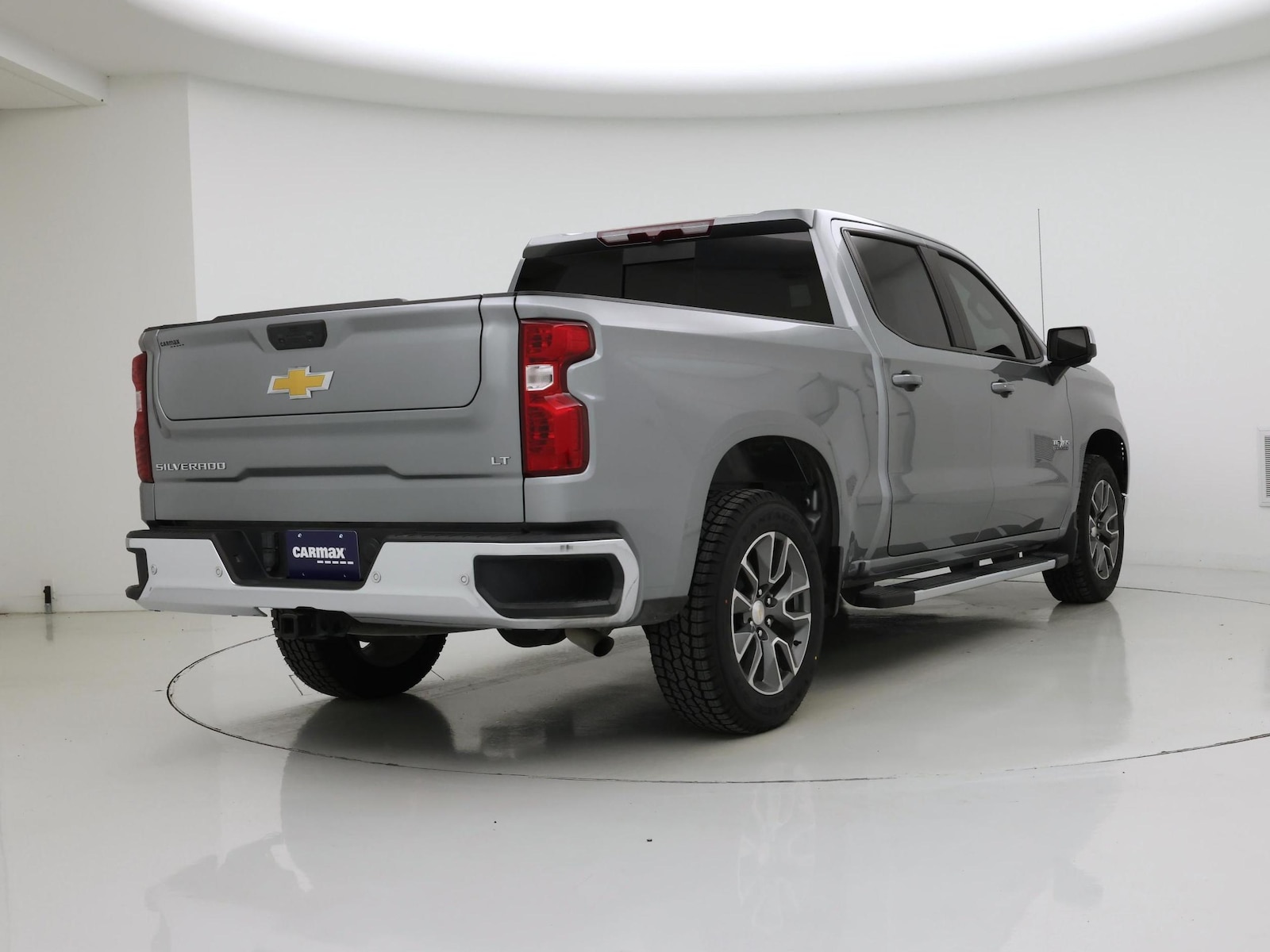2024 Chevrolet Silverado 1500 LT - Photo 9