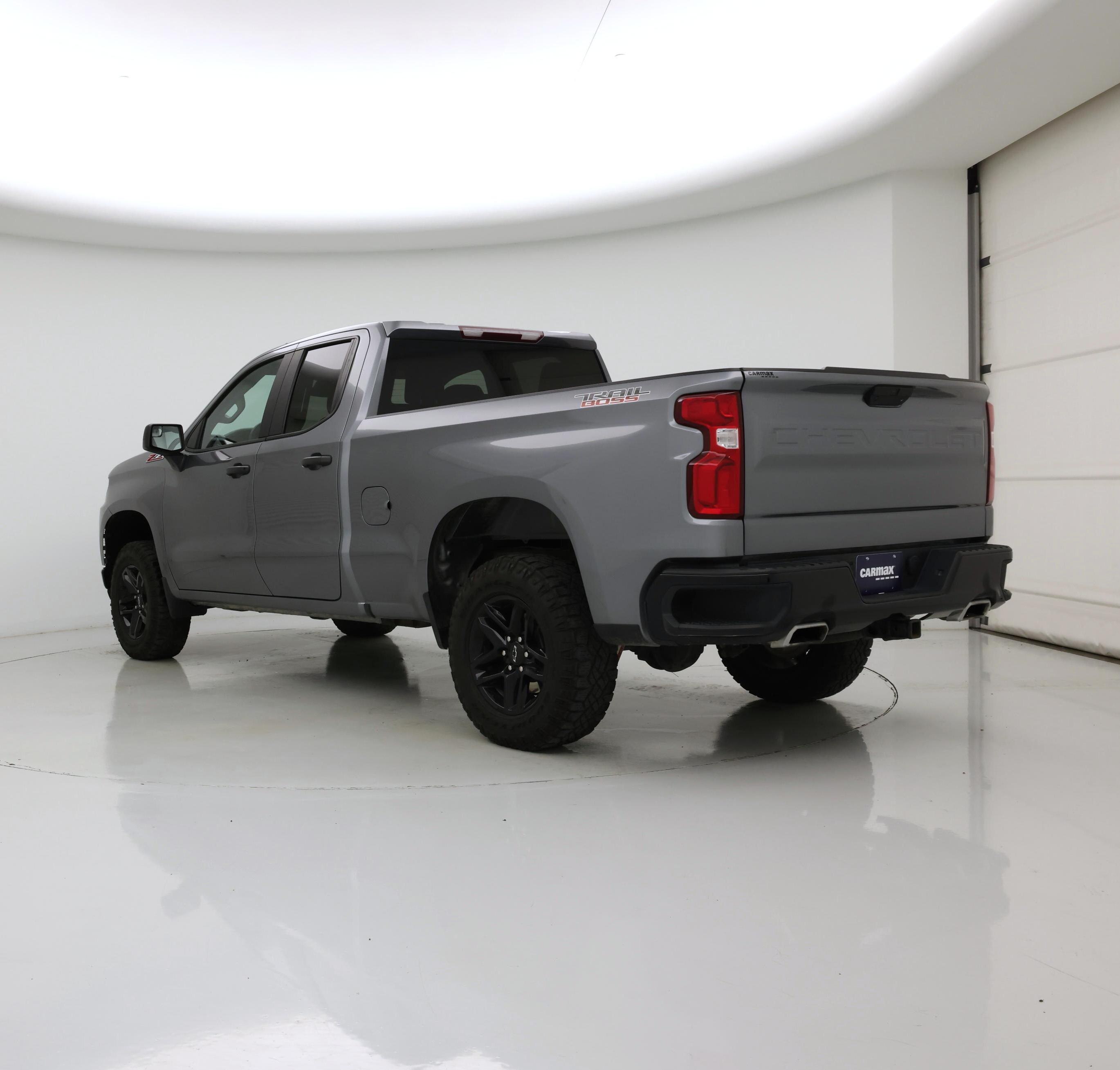 Thumbnail: 2020 Chevrolet Silverado 1500 - 2