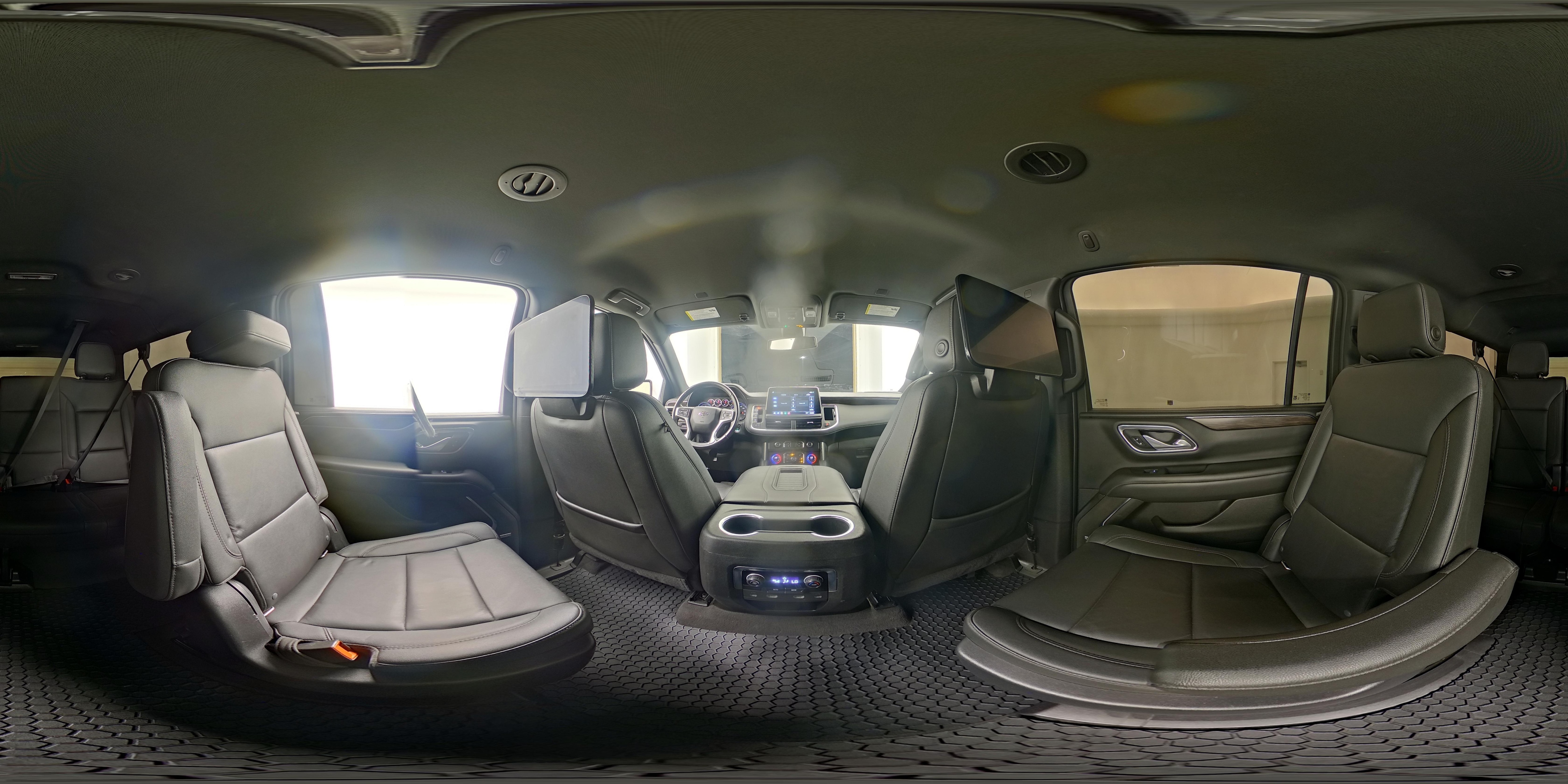 2021 Chevrolet Suburban Z71 - Photo 26