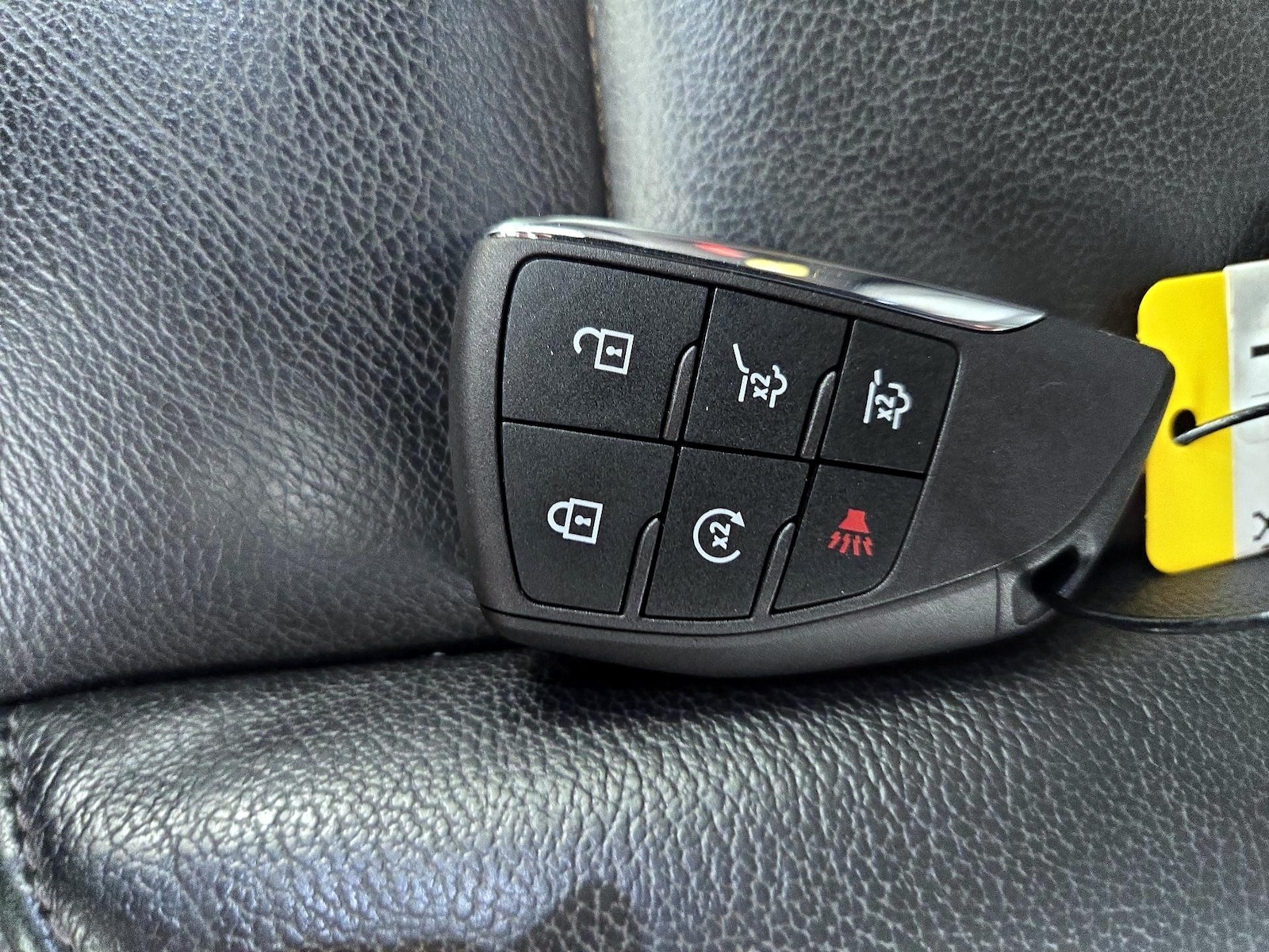 2021 Chevrolet Suburban Z71 - Photo 24