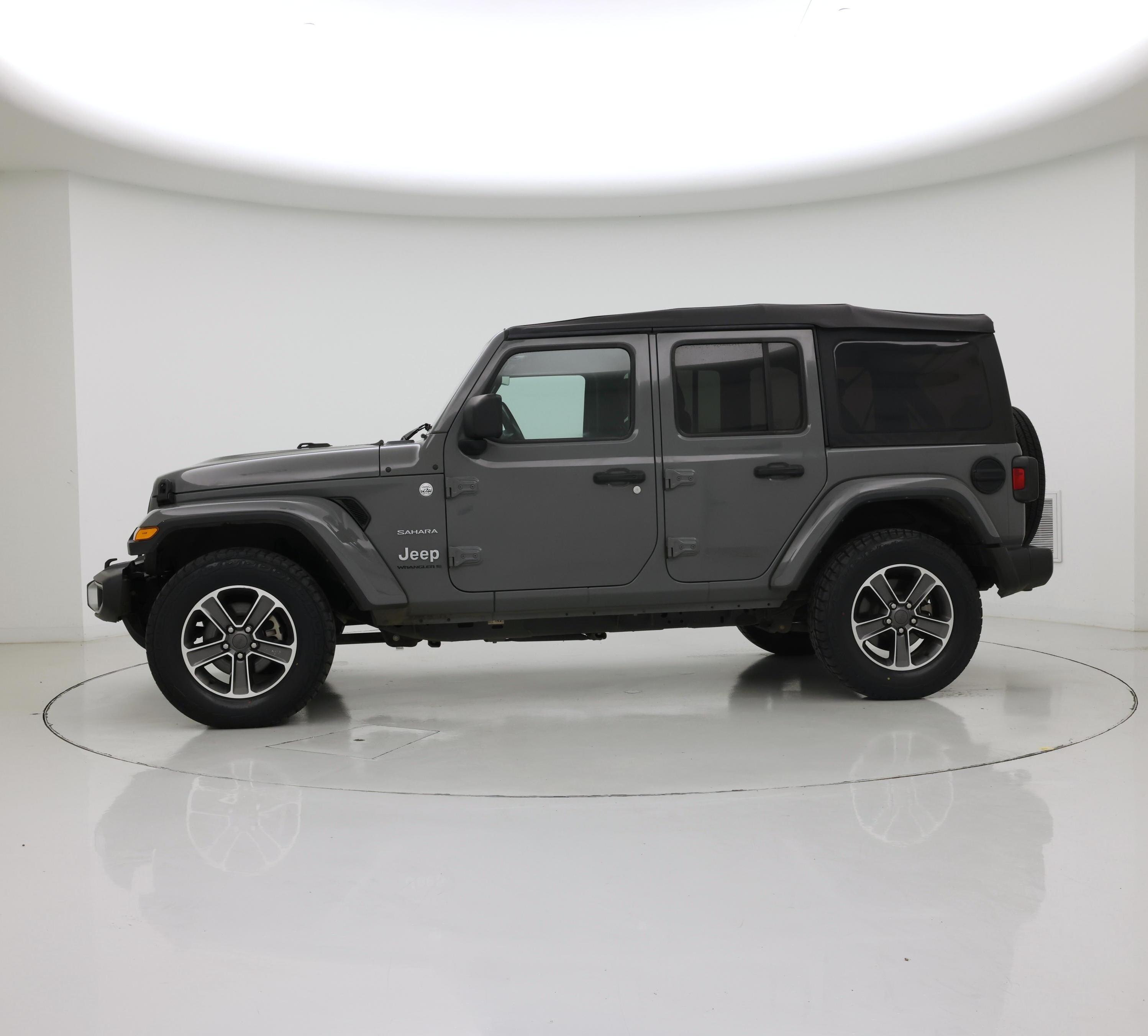 Thumbnail: 2023 Jeep Wrangler - 3