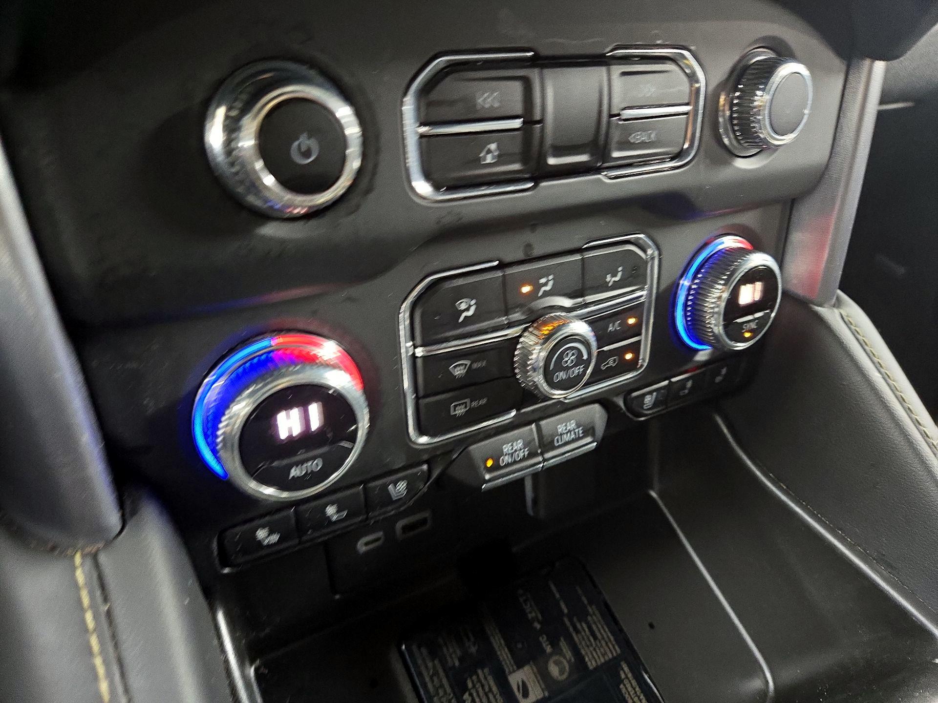 Thumbnail: 2023 GMC Yukon - 16
