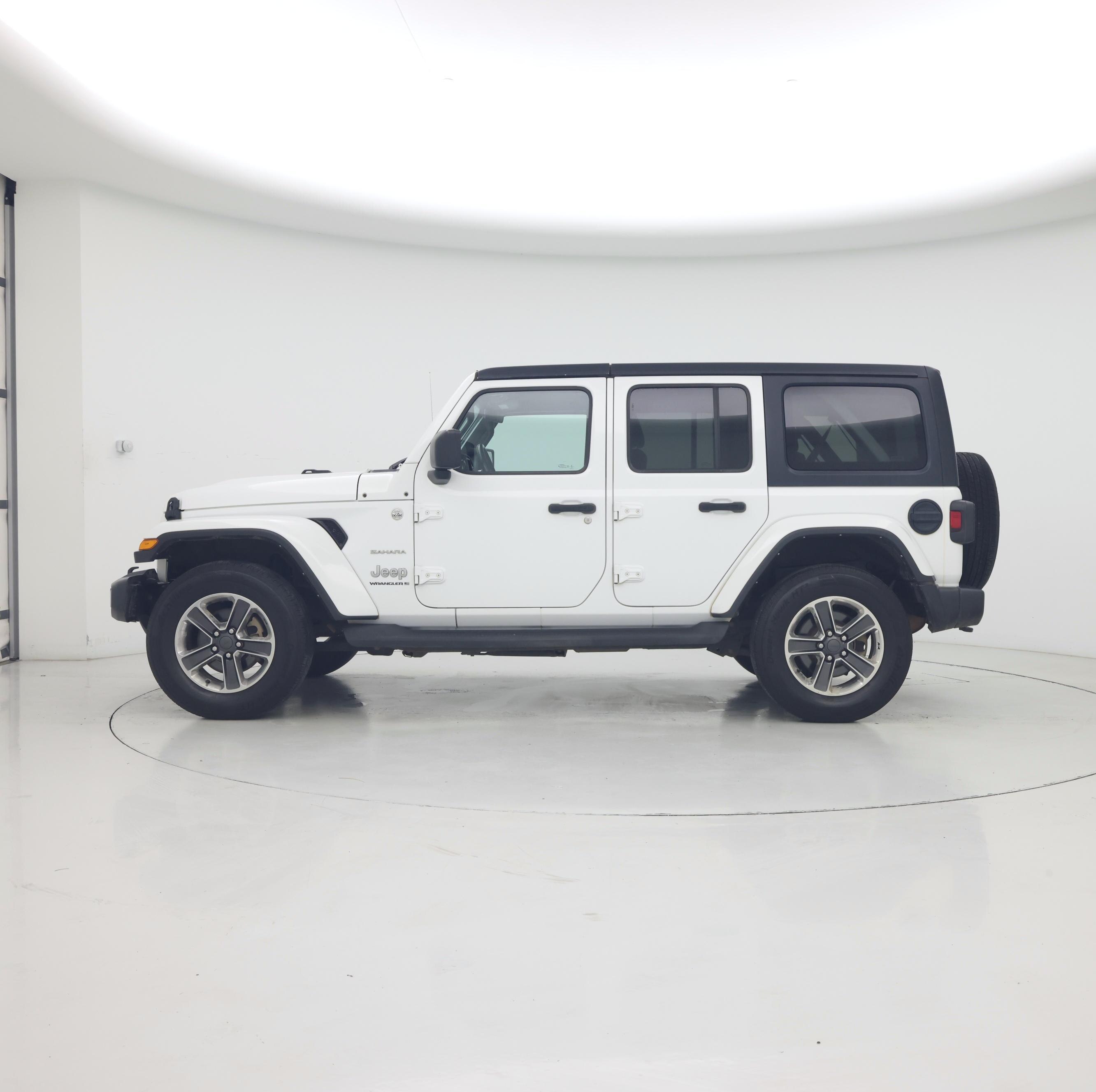 Thumbnail: 2023 Jeep Wrangler - 3