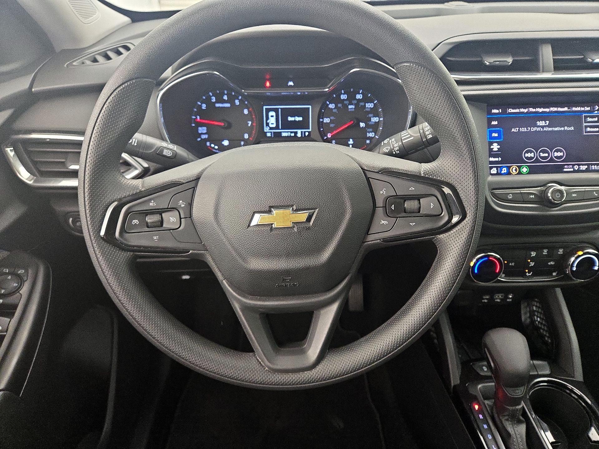 Thumbnail: 2023 Chevrolet TrailBlazer - 10