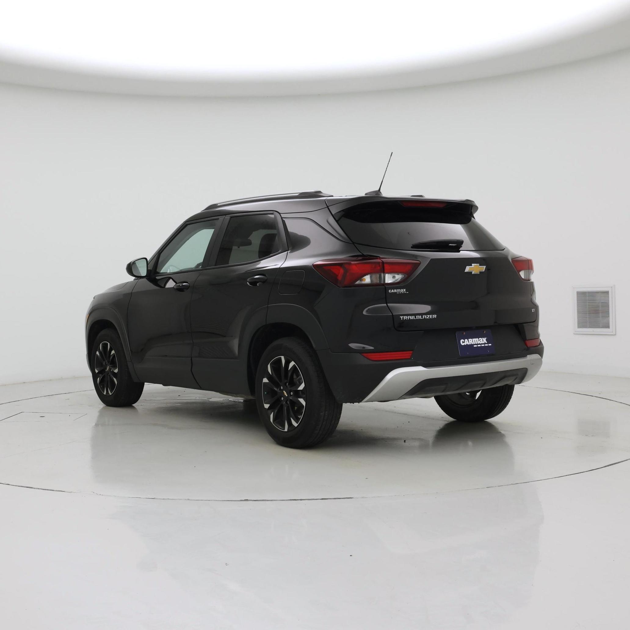 Thumbnail: 2023 Chevrolet TrailBlazer - 2