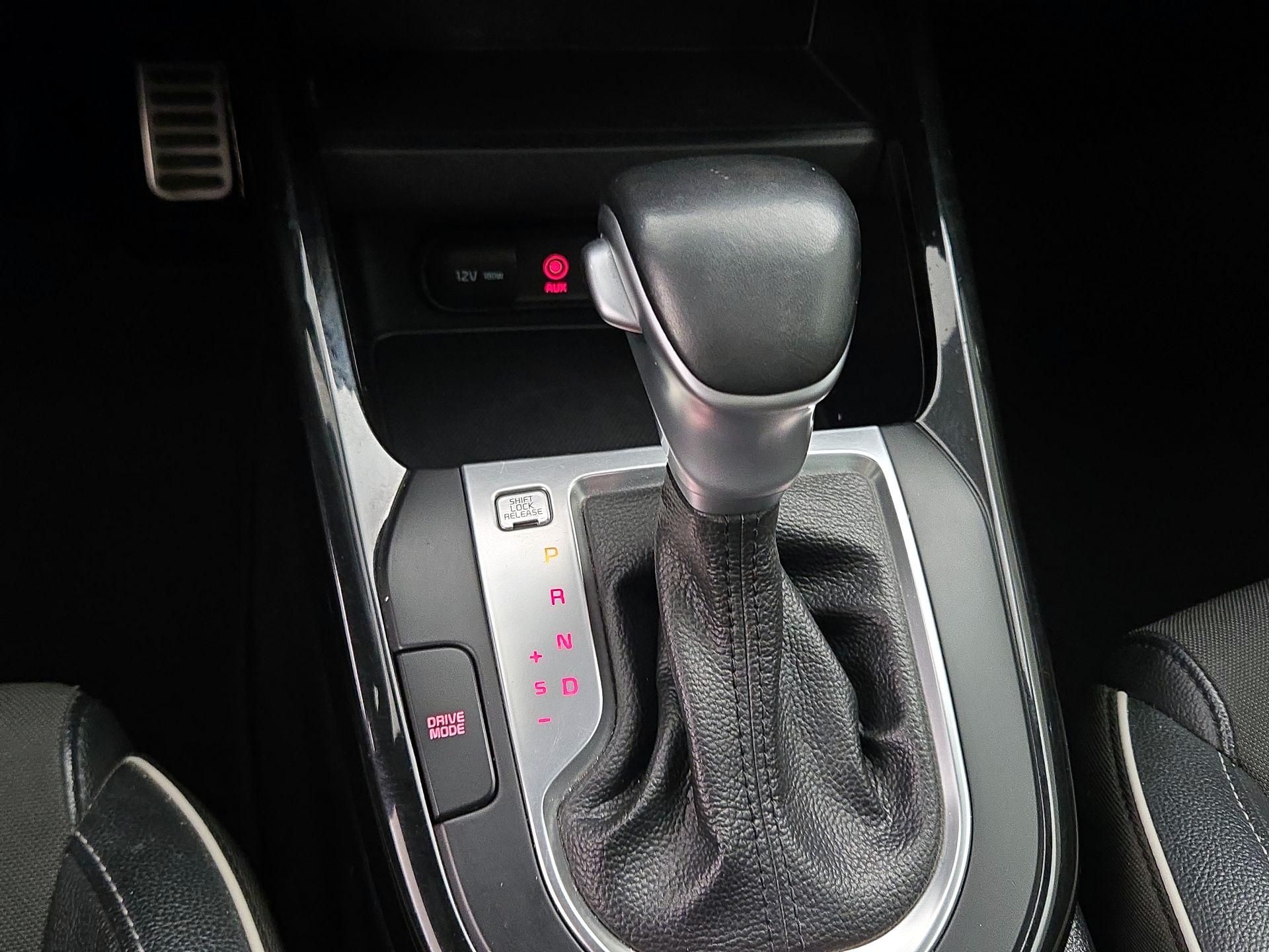 Thumbnail: 2021 Kia Forte - 17