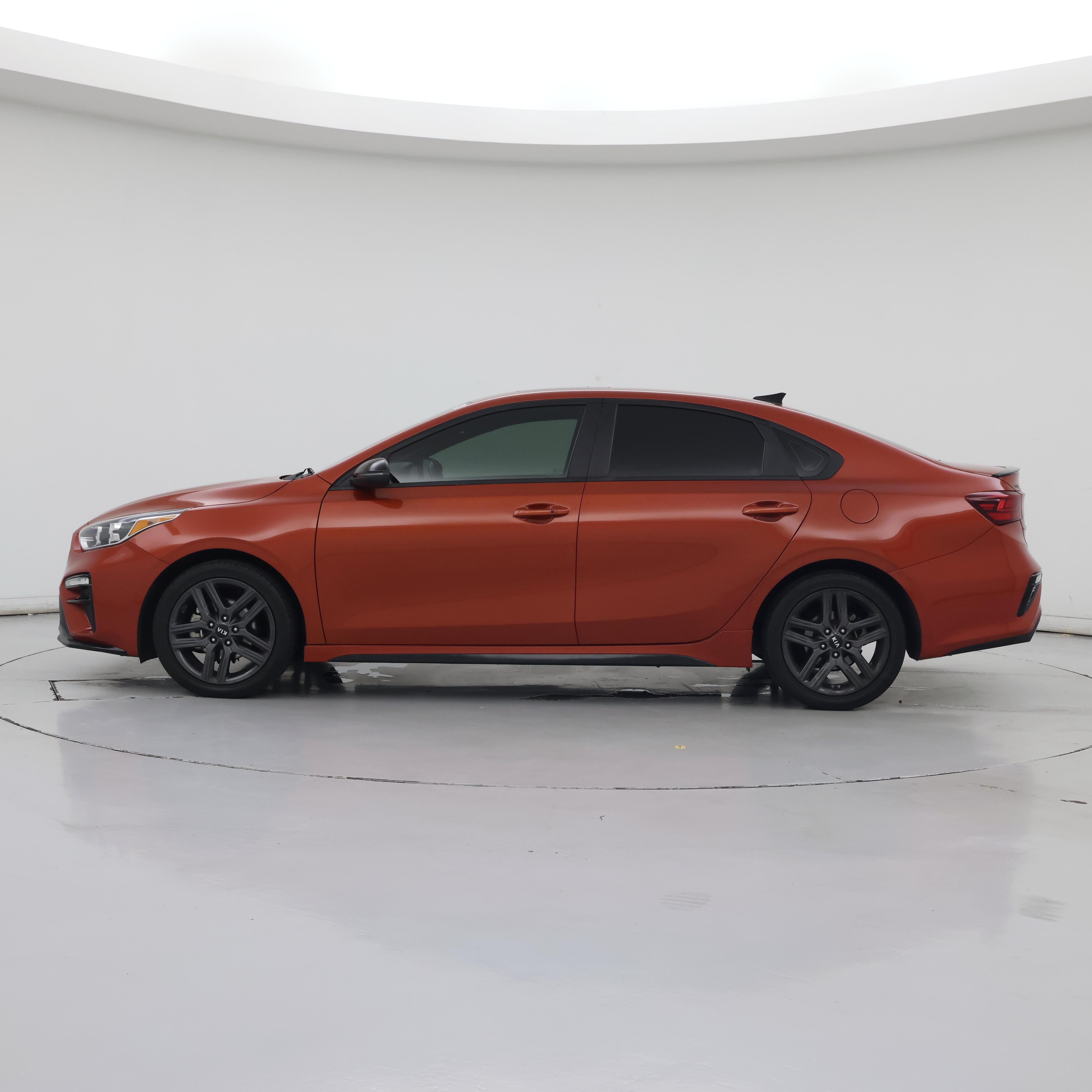 Thumbnail: 2021 Kia Forte - 3