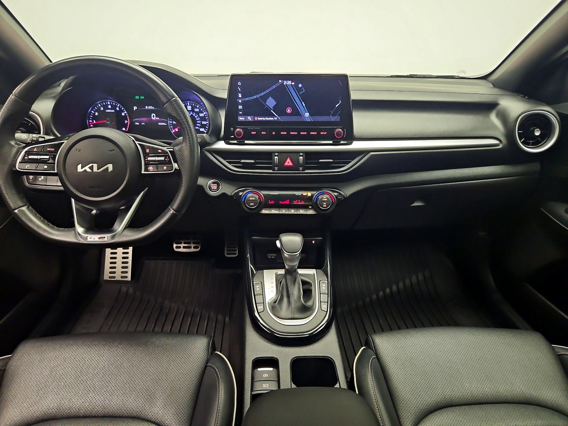 Thumbnail: 2023 Kia Forte - 9