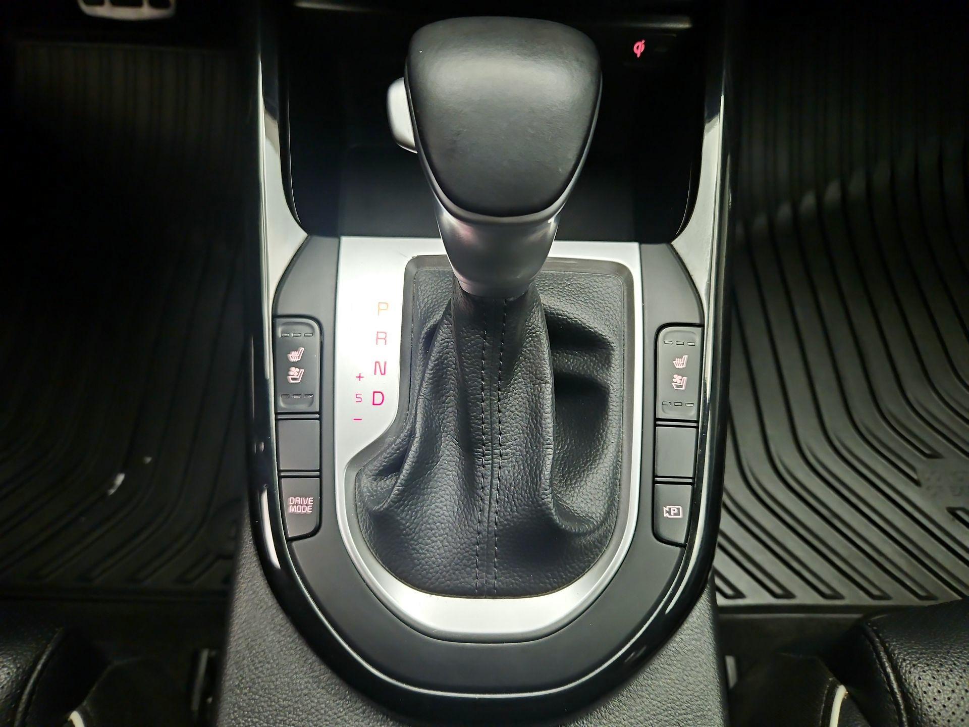 Thumbnail: 2023 Kia Forte - 18