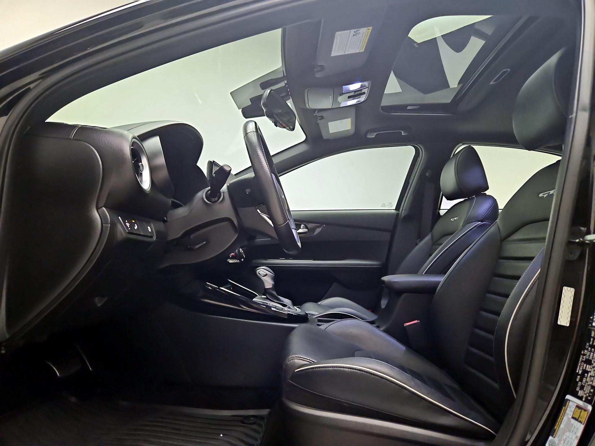 Thumbnail: 2023 Kia Forte - 20