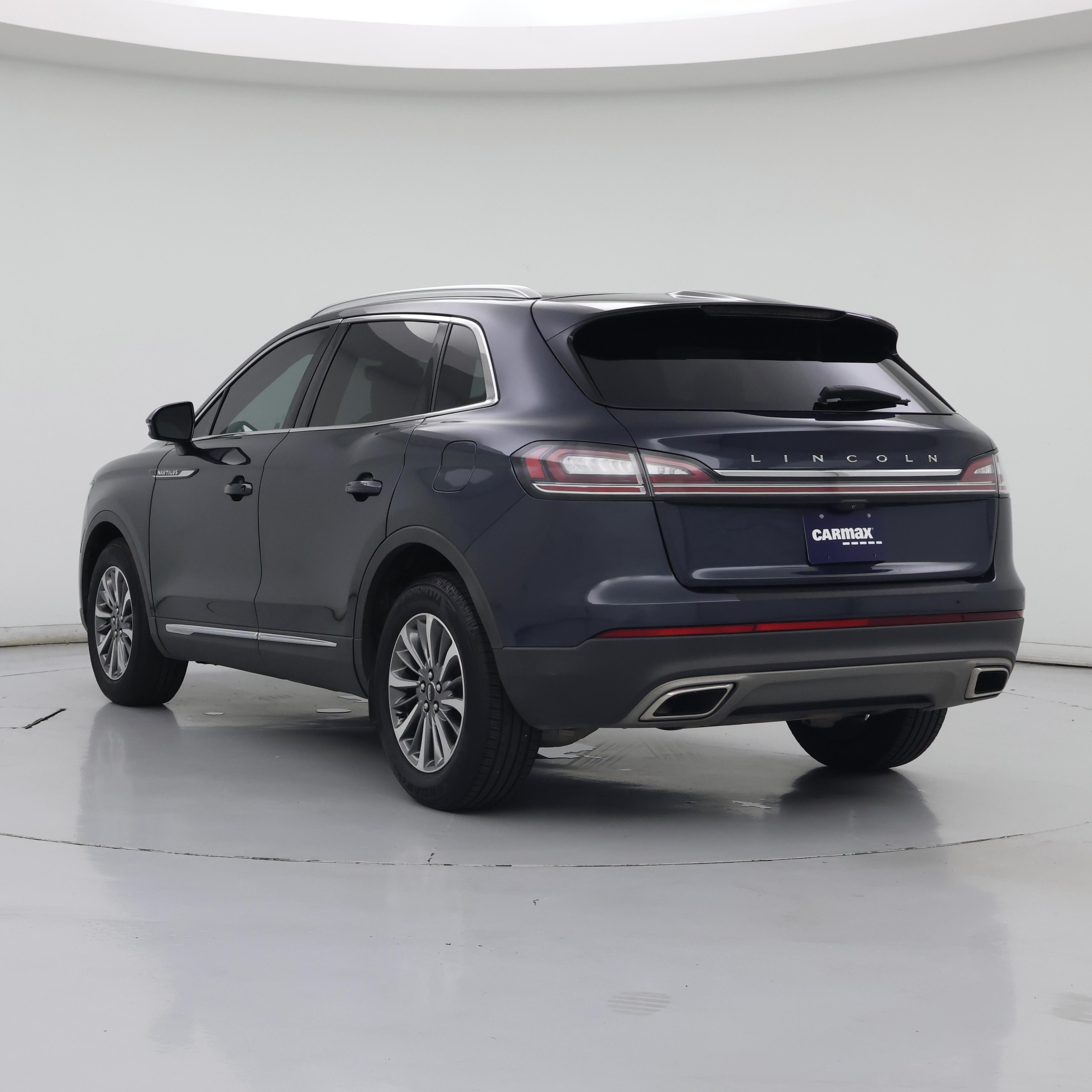 Thumbnail: 2022 Lincoln Nautilus - 2