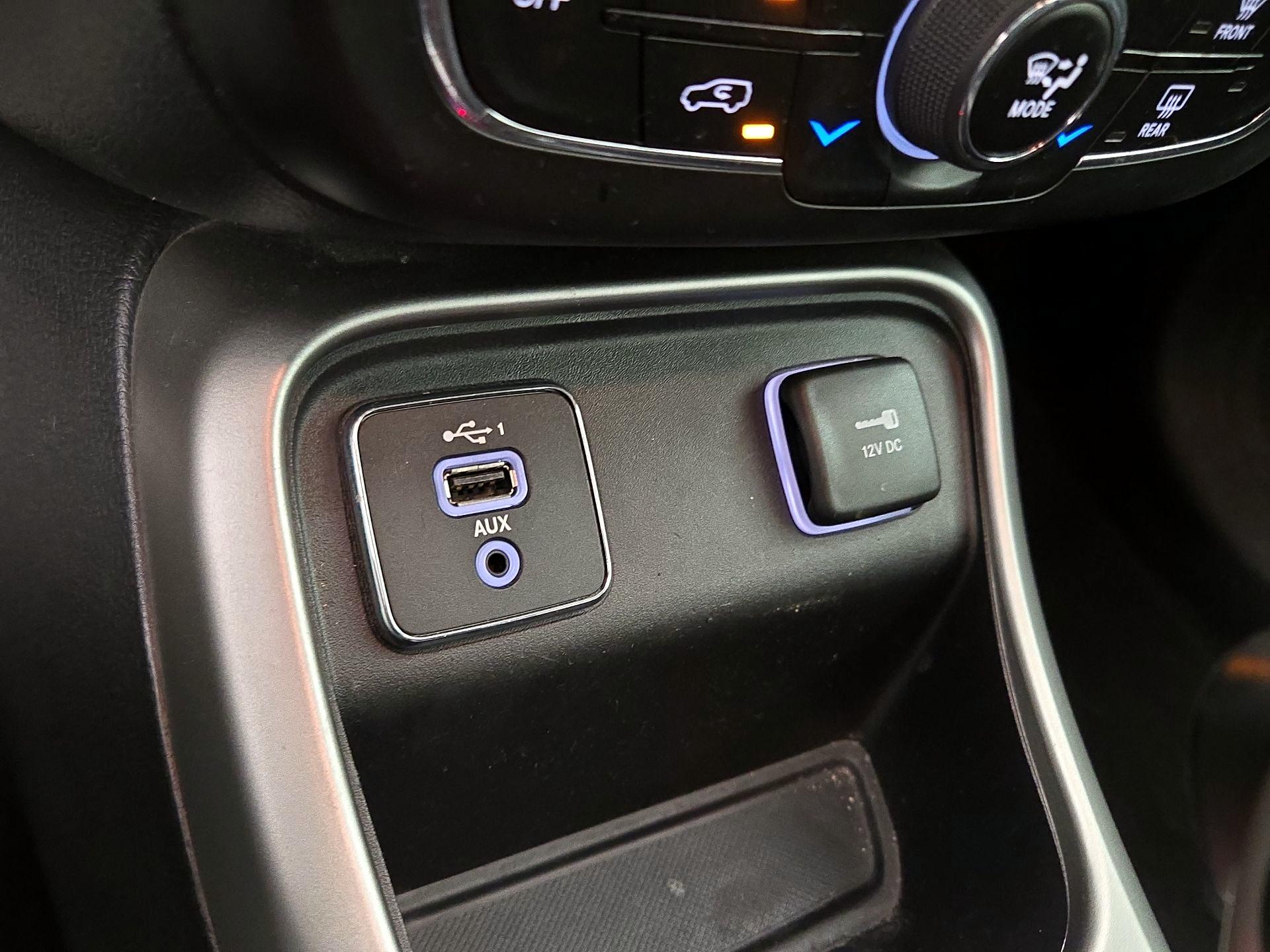 Thumbnail: 2020 Jeep Compass - 18