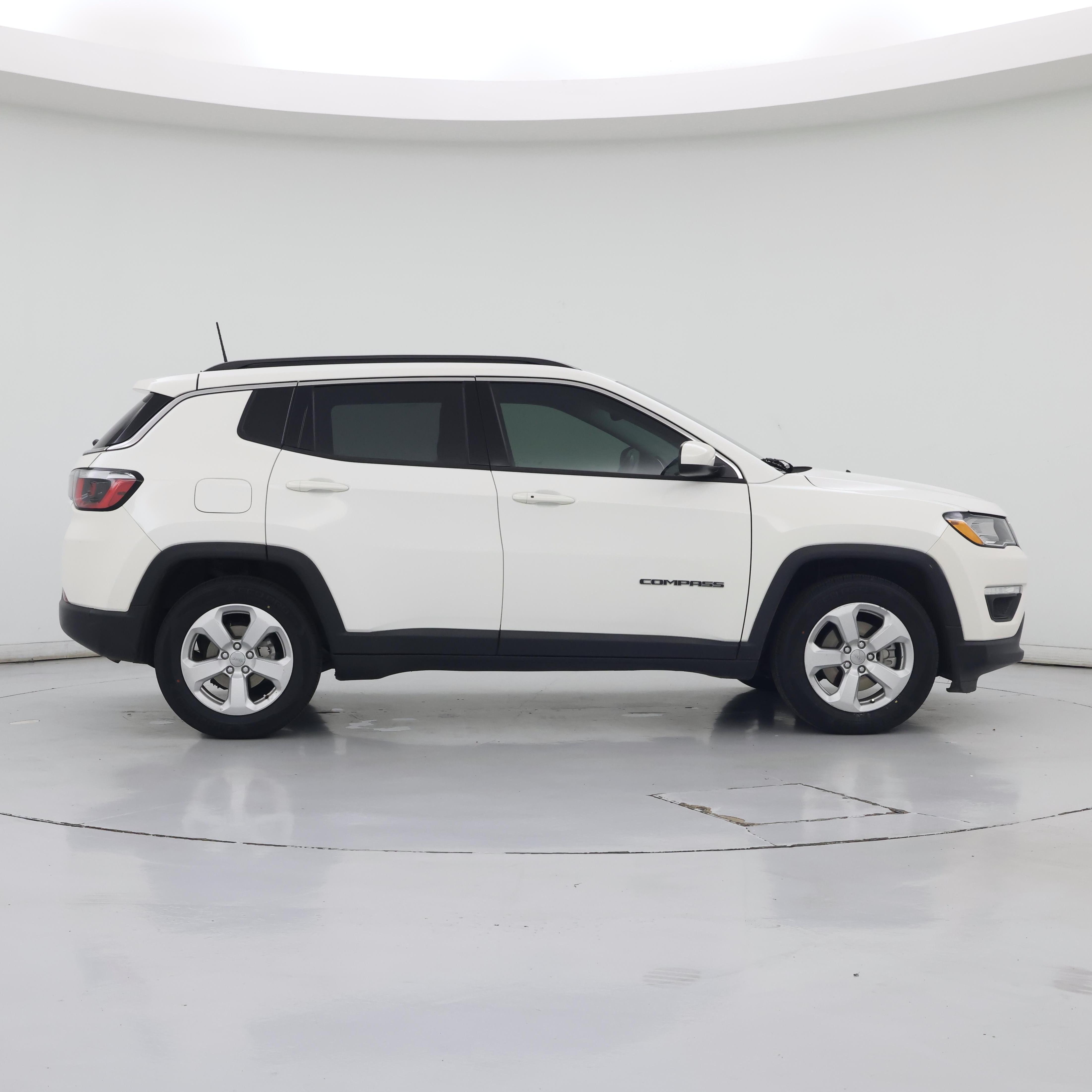 Thumbnail: 2020 Jeep Compass - 7