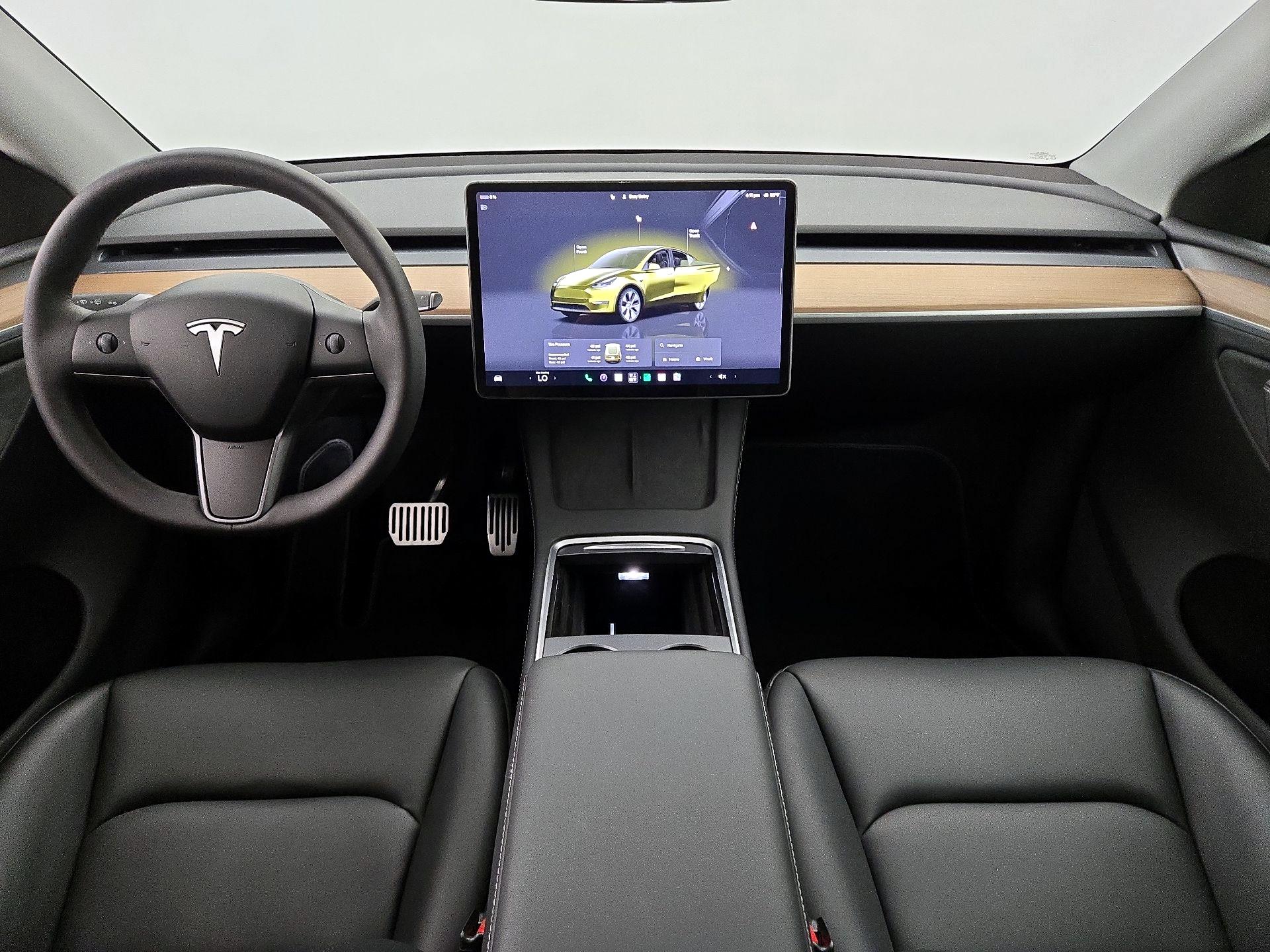 Thumbnail: 2024 Tesla Model Y - 9