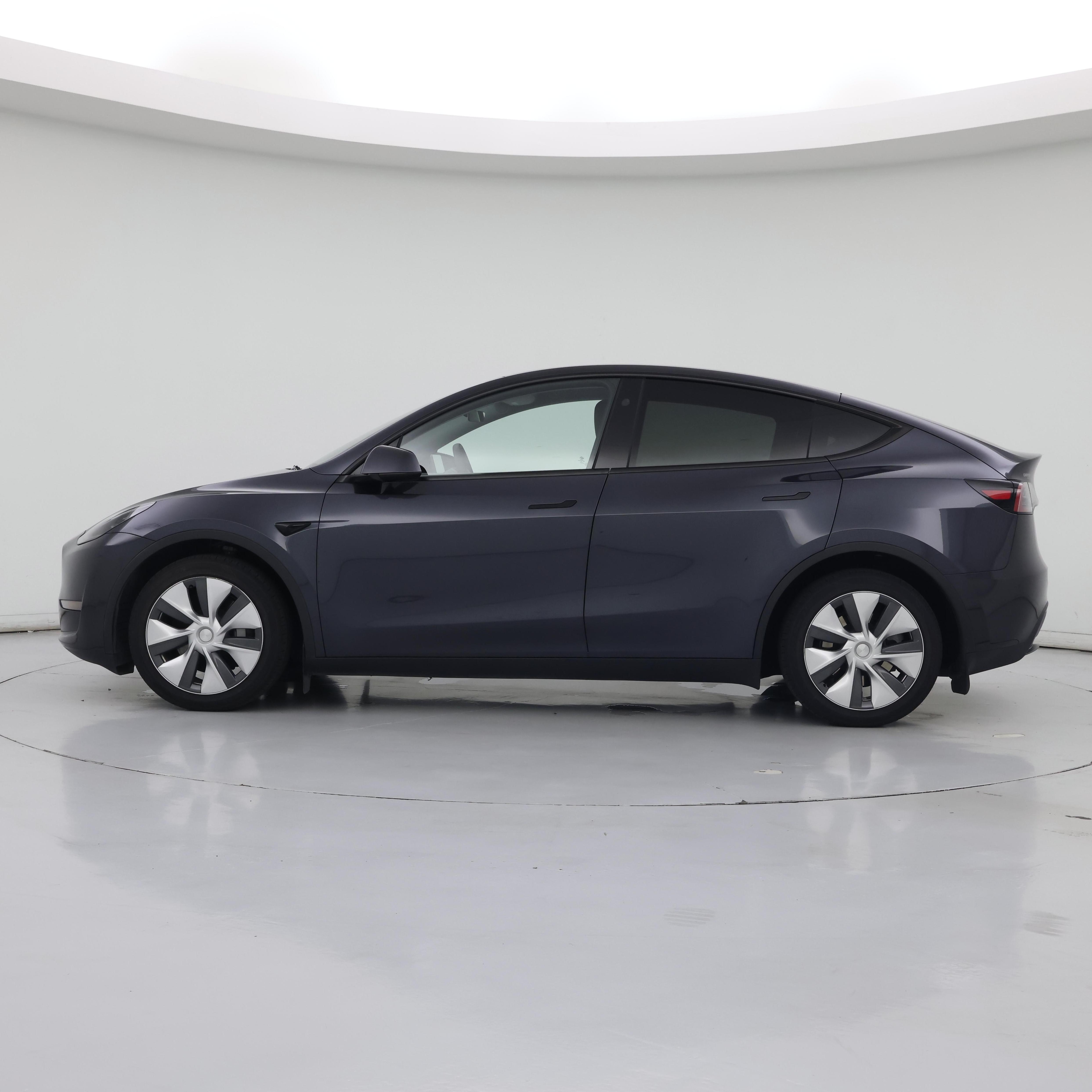 Thumbnail: 2024 Tesla Model Y - 3