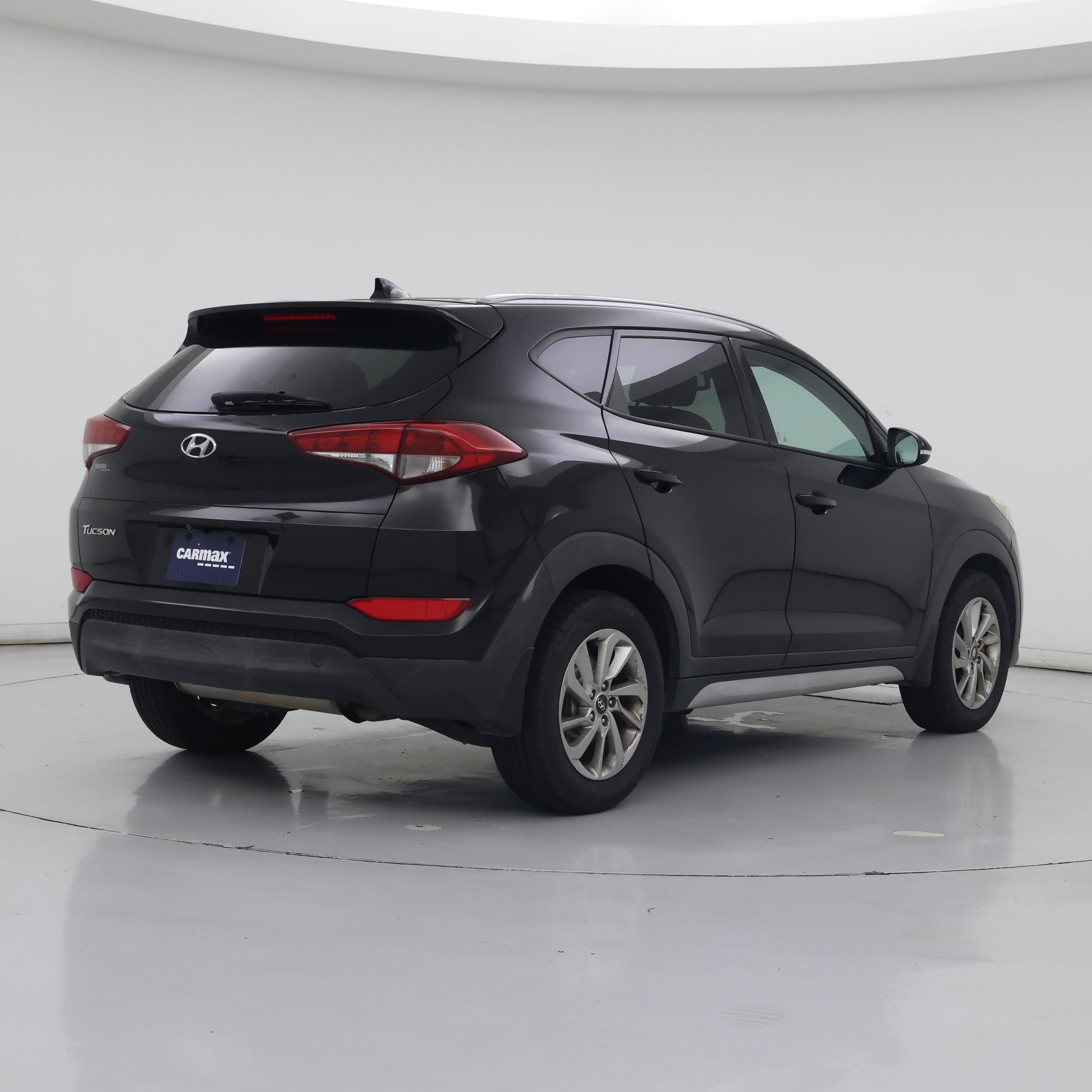 Thumbnail: 2017 Hyundai Tucson - 8