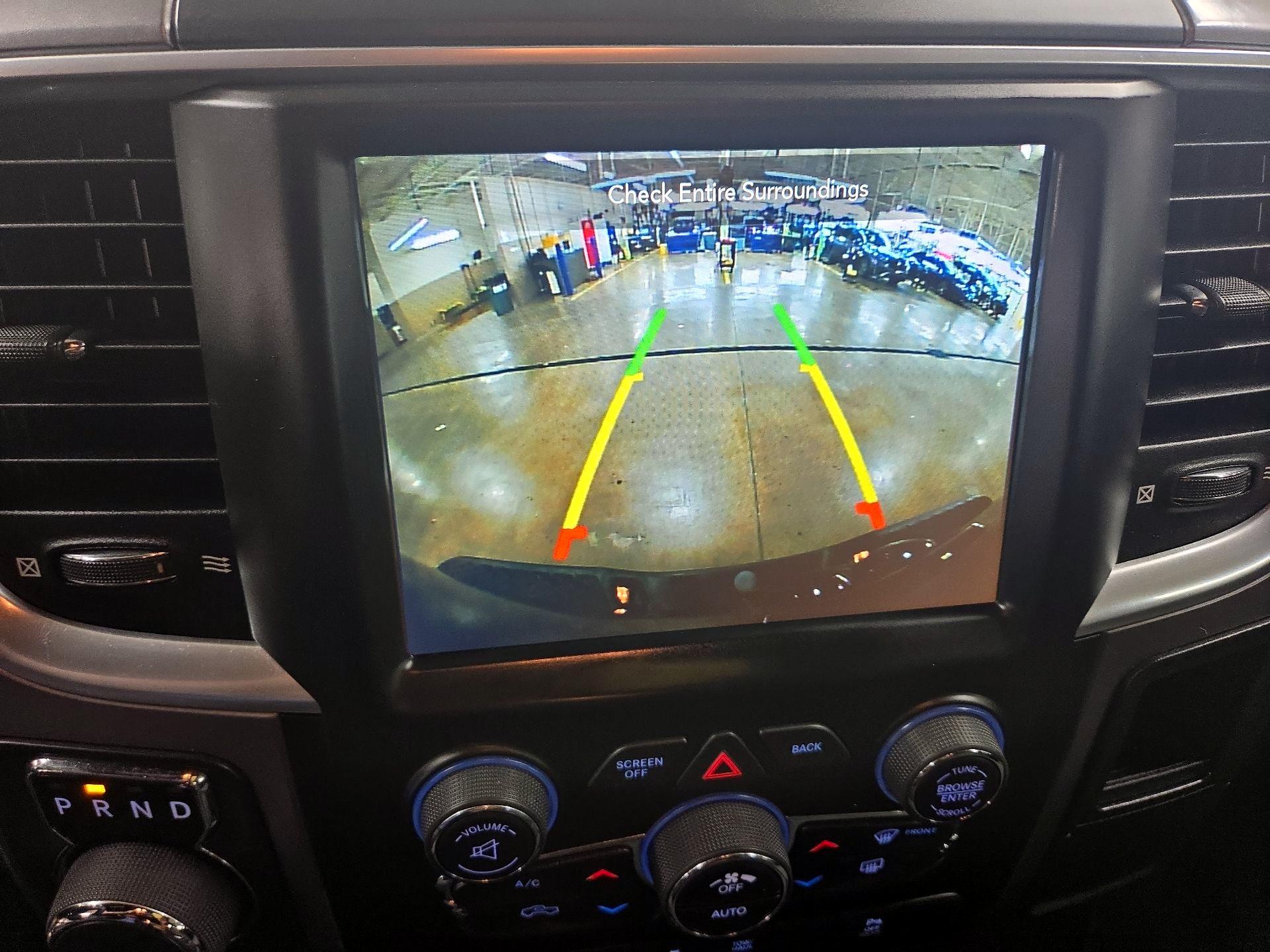 Thumbnail: 2021 RAM 1500 Classic - 14