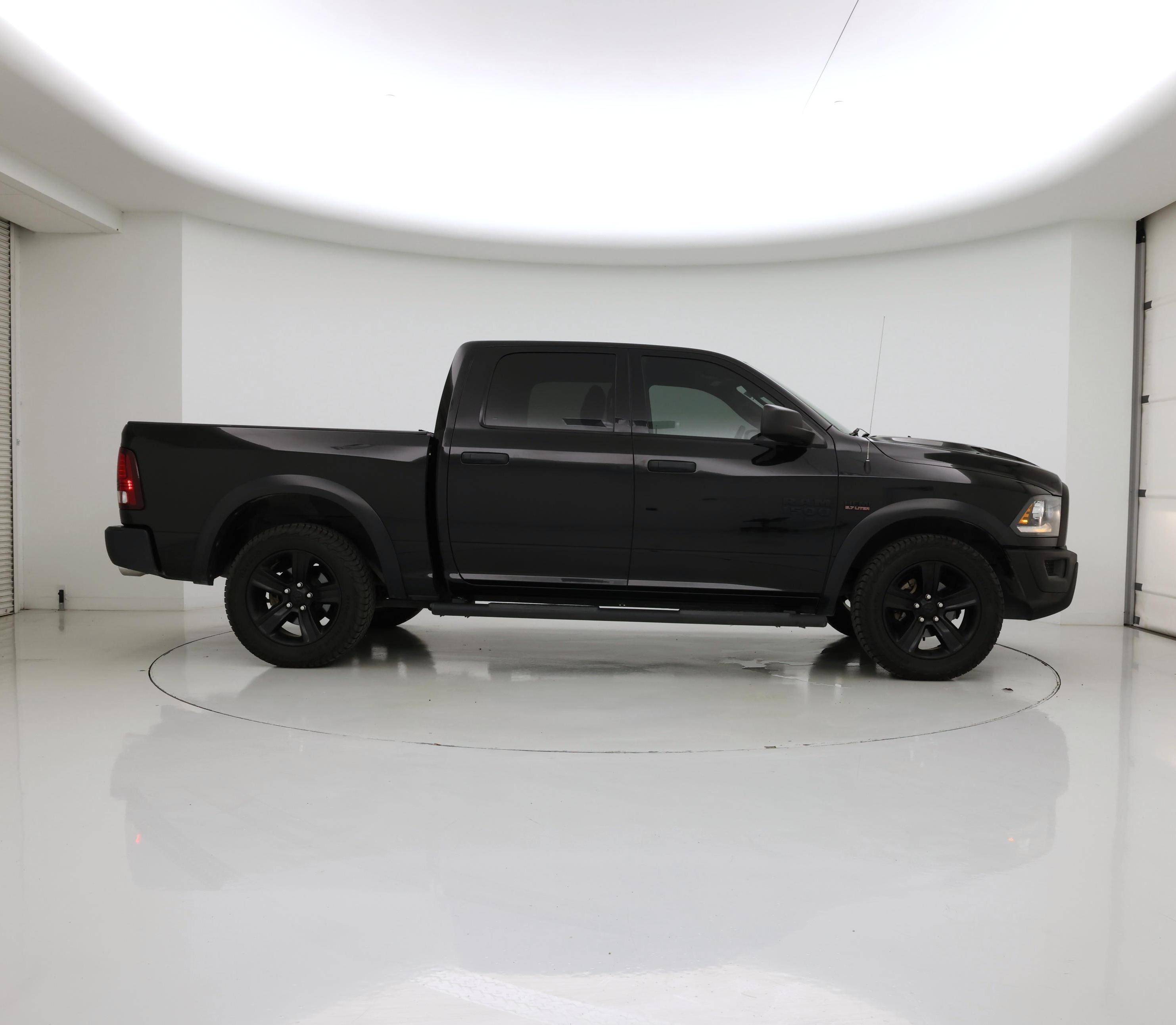 Thumbnail: 2021 RAM 1500 Classic - 7