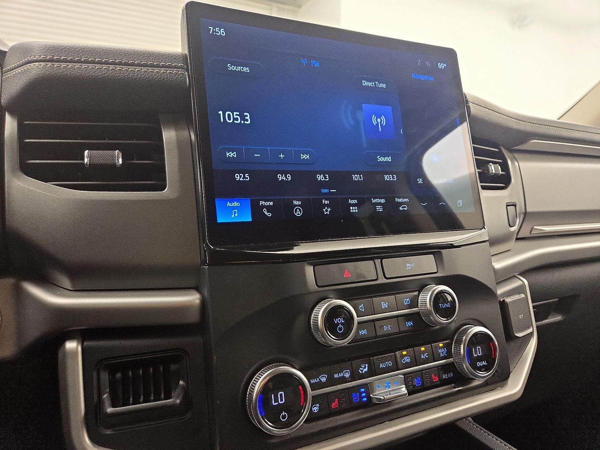 Thumbnail: 2023 Ford Expedition MAX - 17