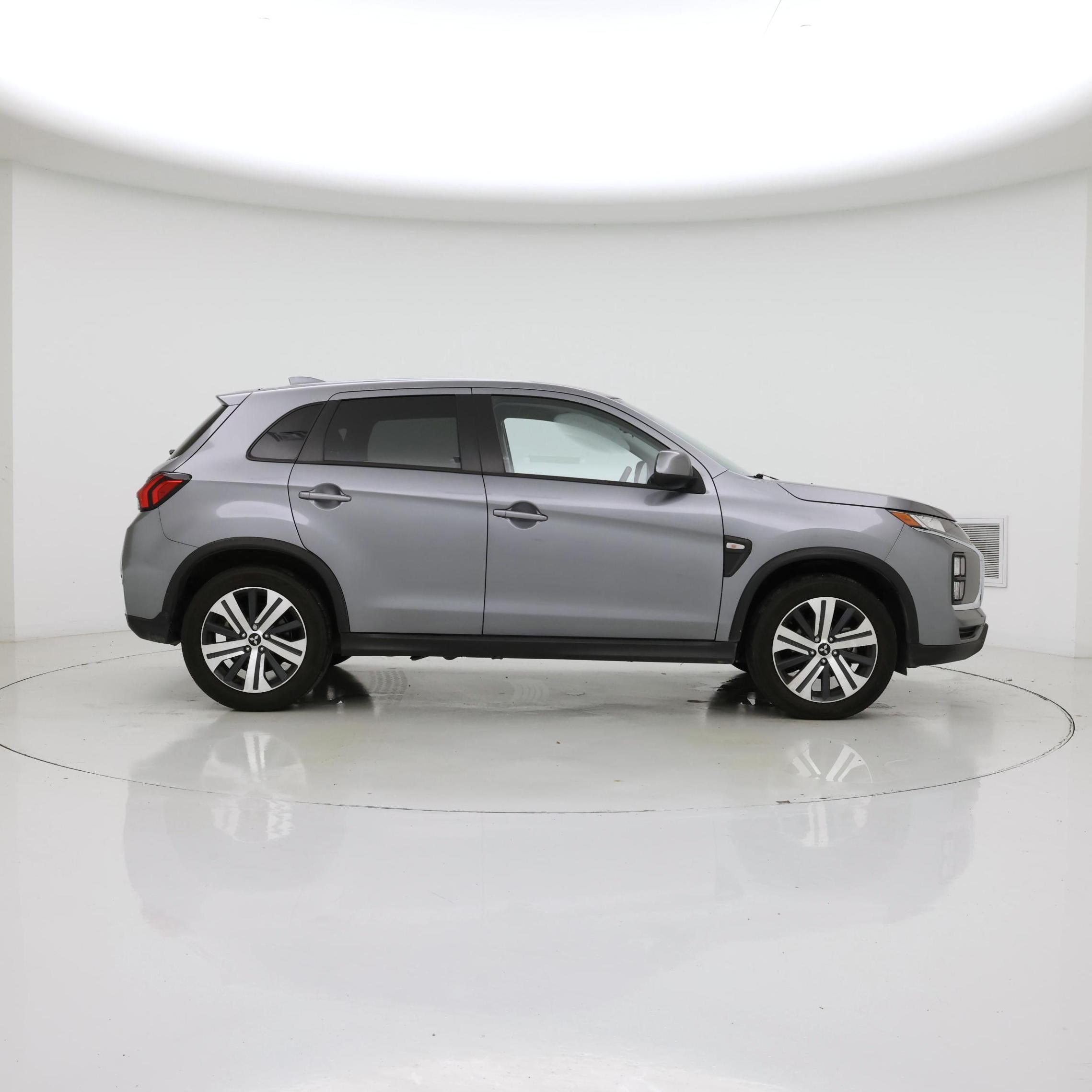 Thumbnail: 2024 Mitsubishi Outlander Sport - 7