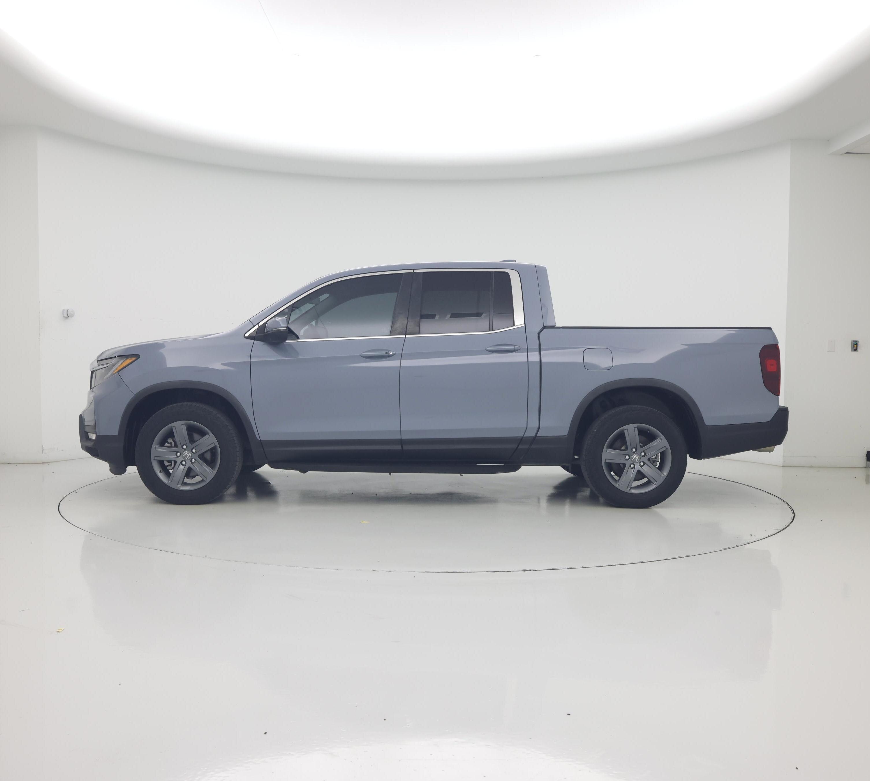 Thumbnail: 2023 Honda Ridgeline - 3